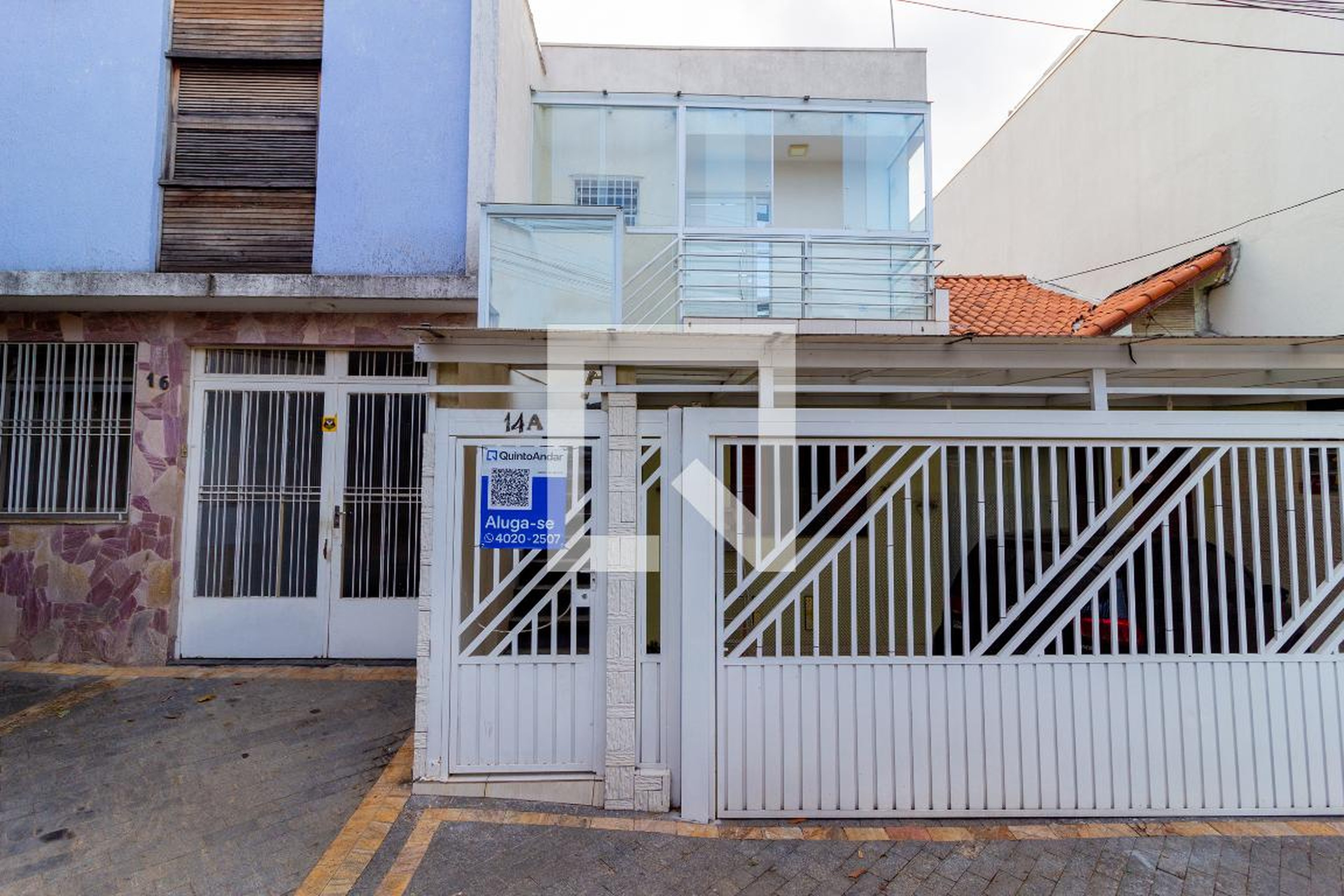 Fachada Condomínio em Rua Limonita, 14