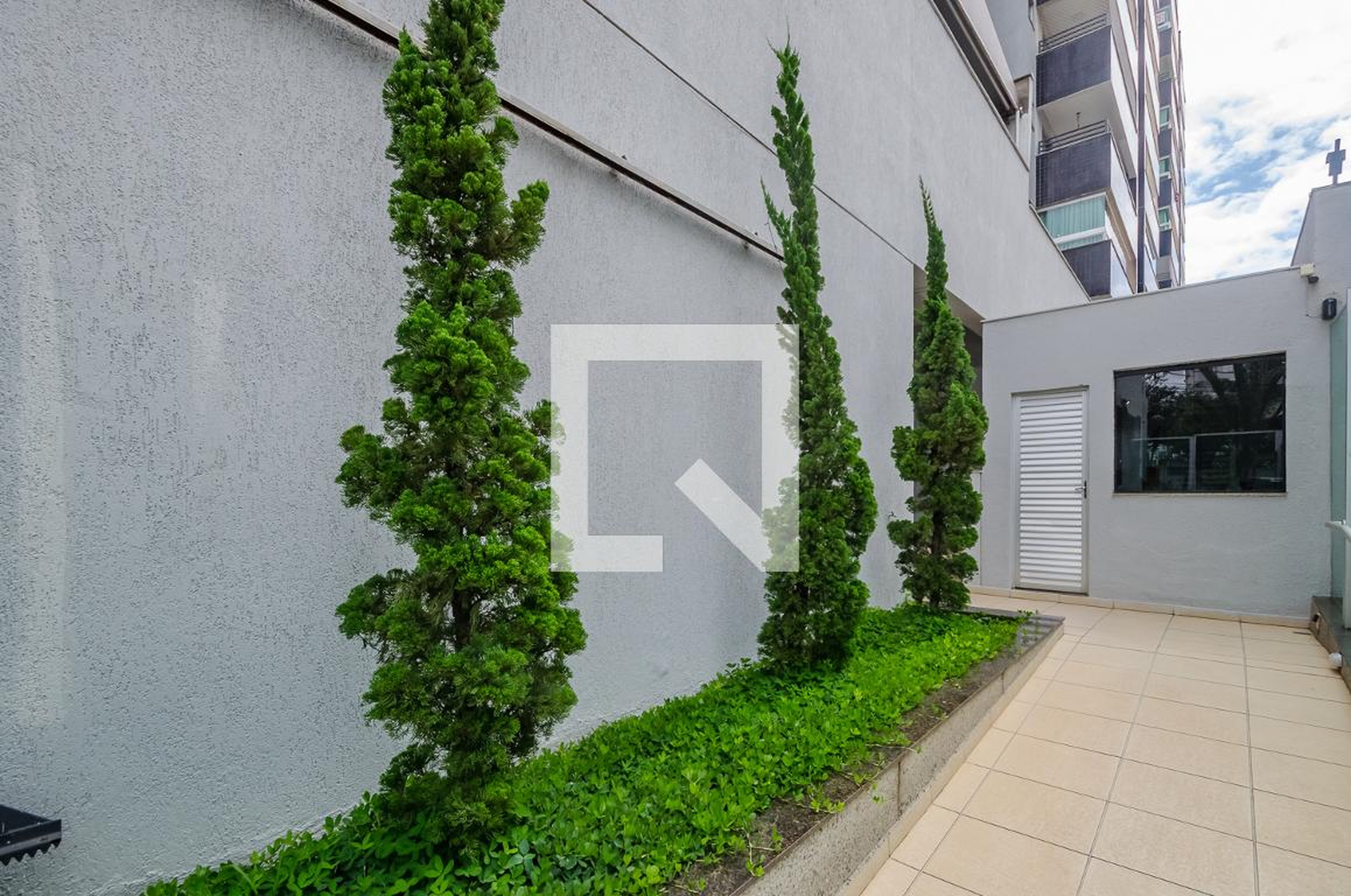 Entrada - Edifício Pitangueira