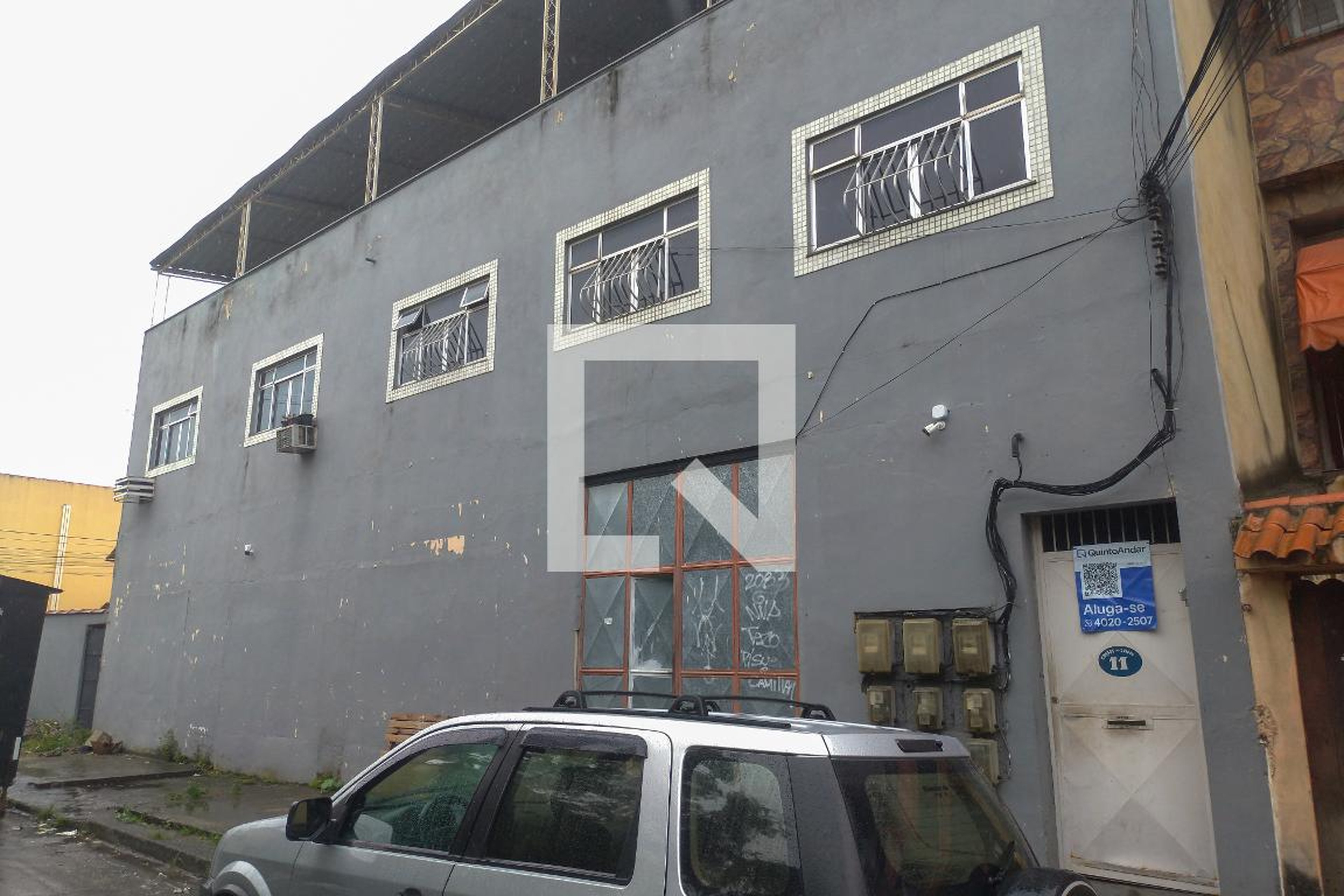 Fachada Condomínio em Rua Campos do Jordão, 11