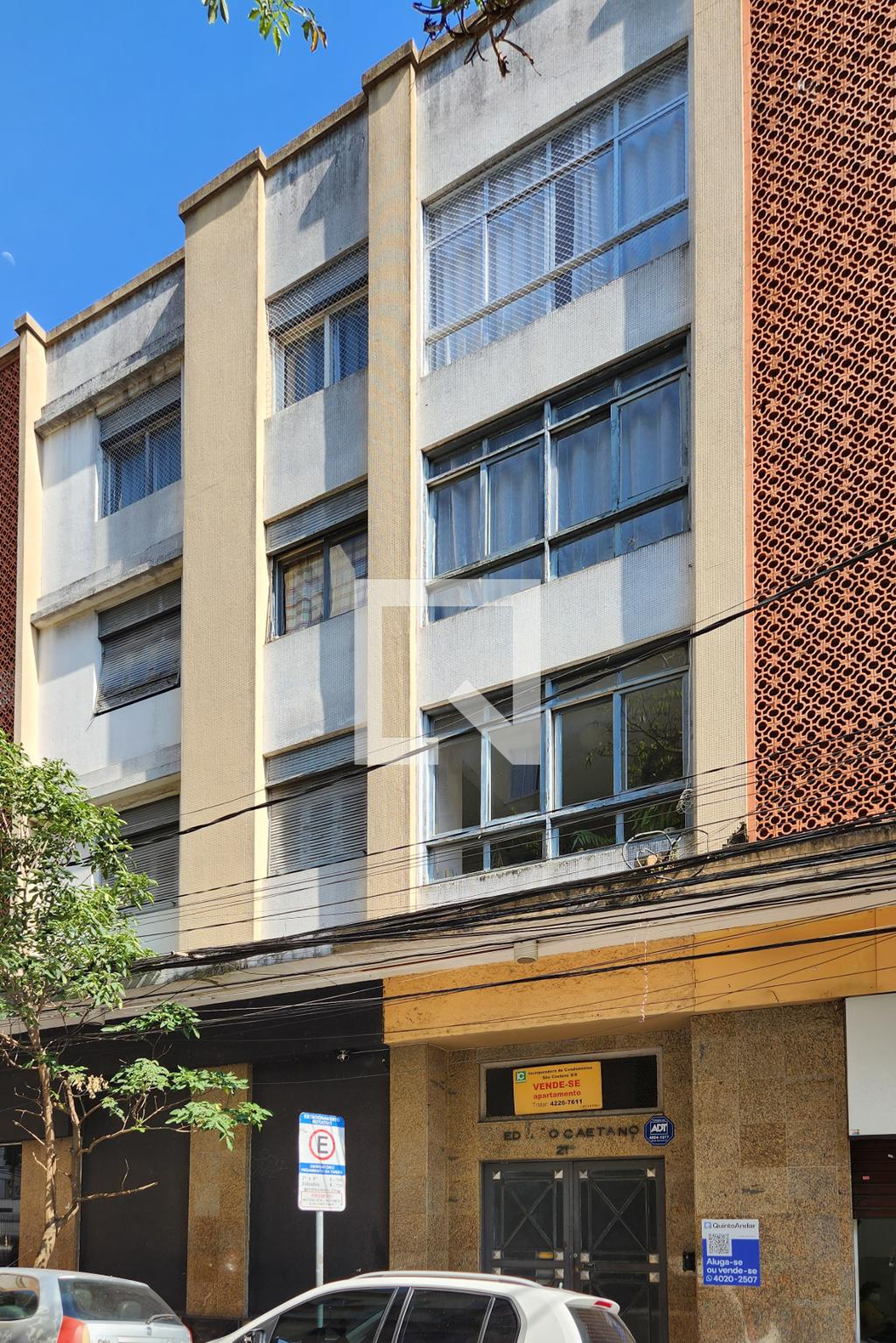 Fachada Condomínio em Rua Niterói, 21