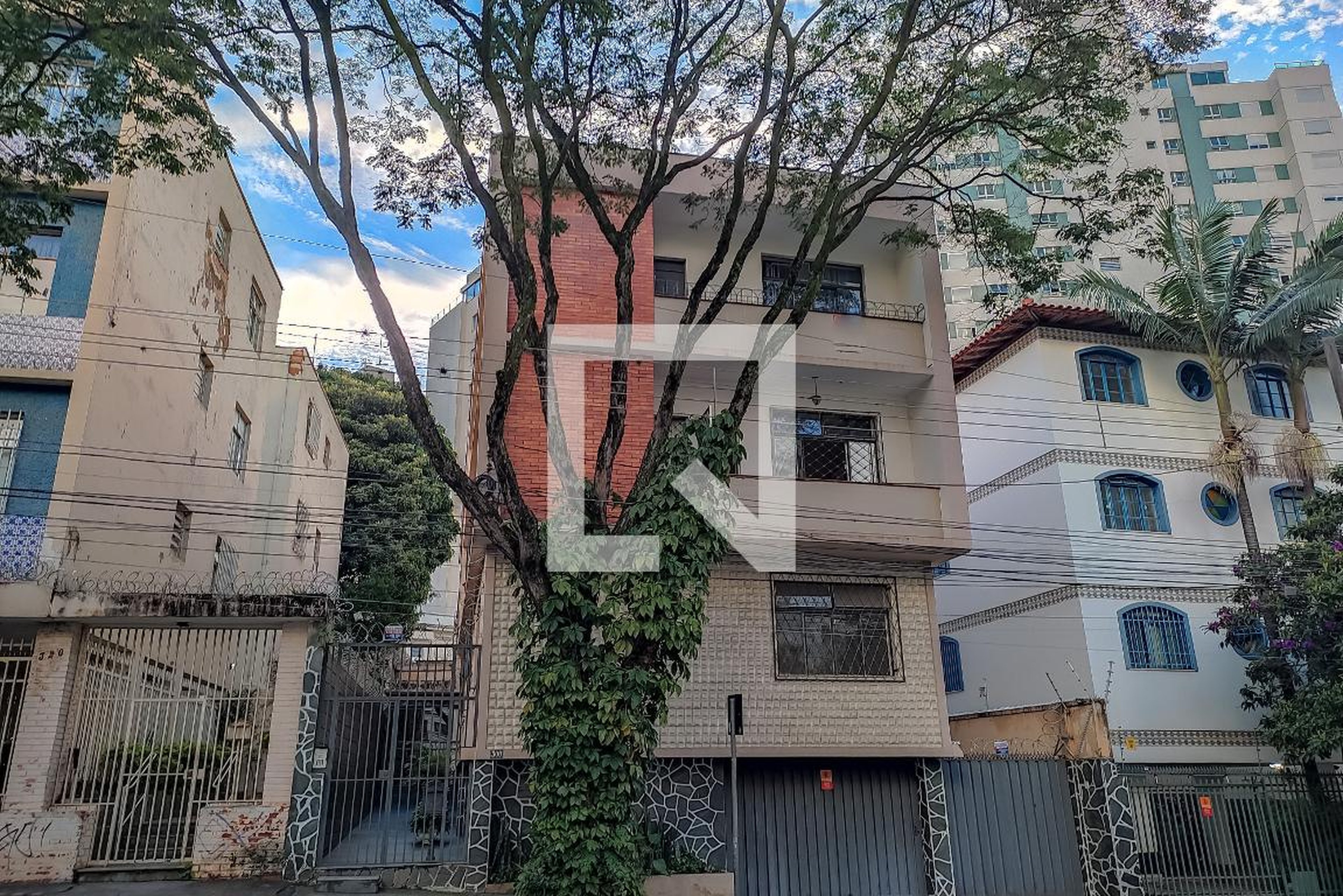 Fachada Condomínio em Rua do Uruguai, 300