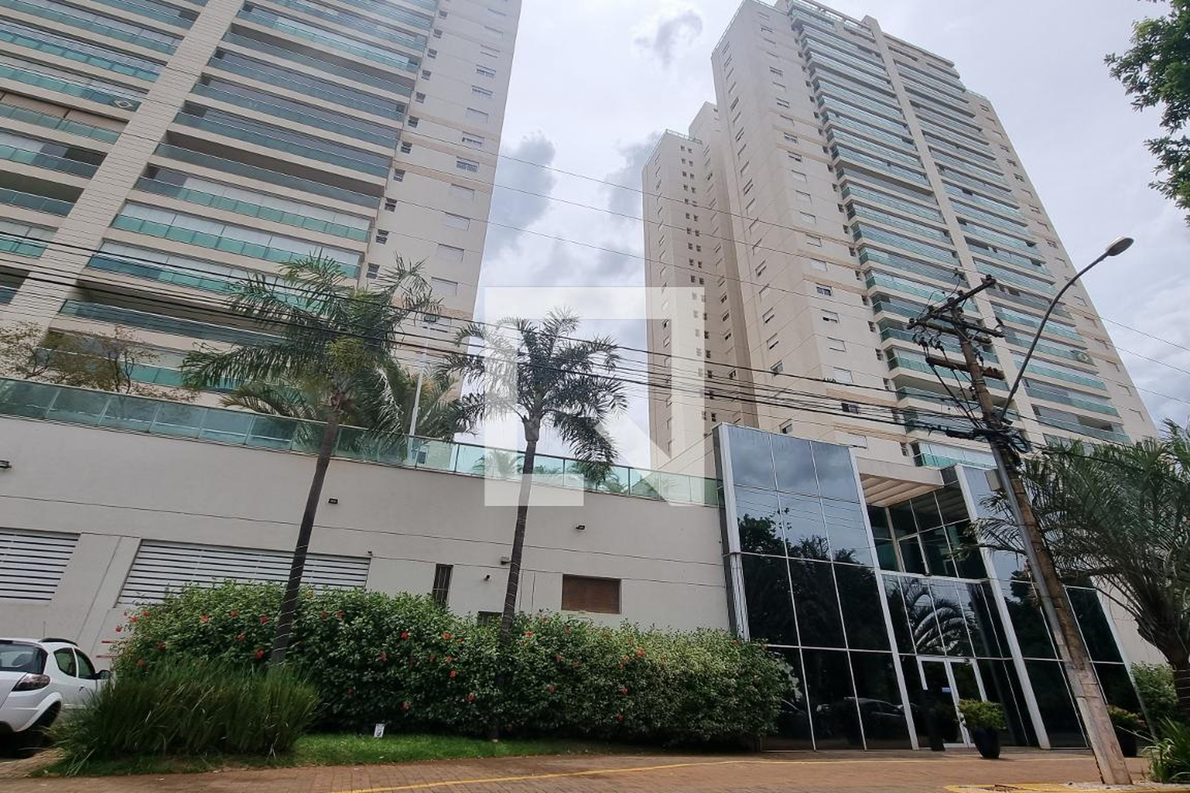 Fachada do Condomínio Condomínio Madison Square Gardem