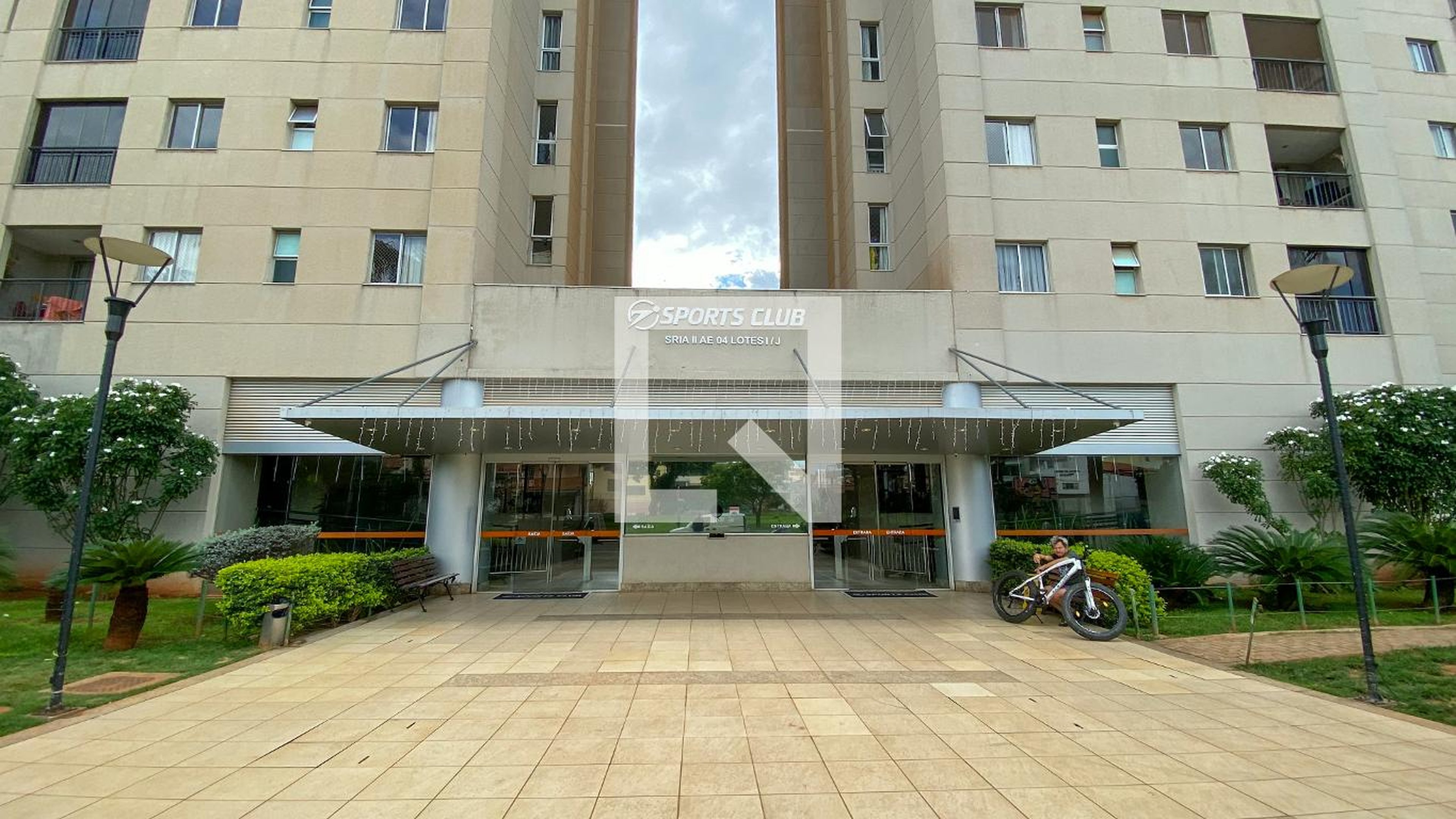 Fachada Condomínio em Área Especial 4, Conj I/J