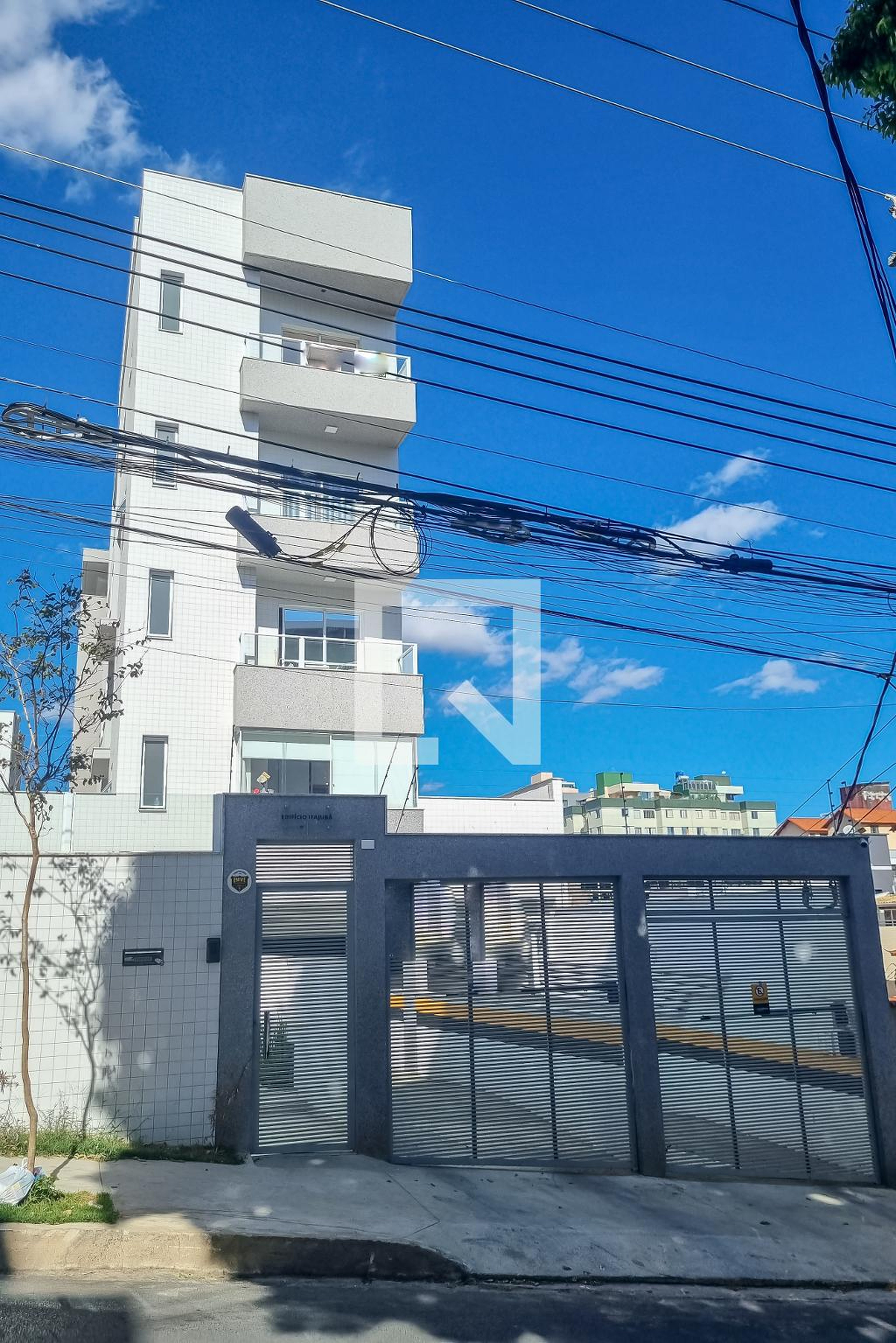 Fachada Condomínio em Rua Itajubá, 1358