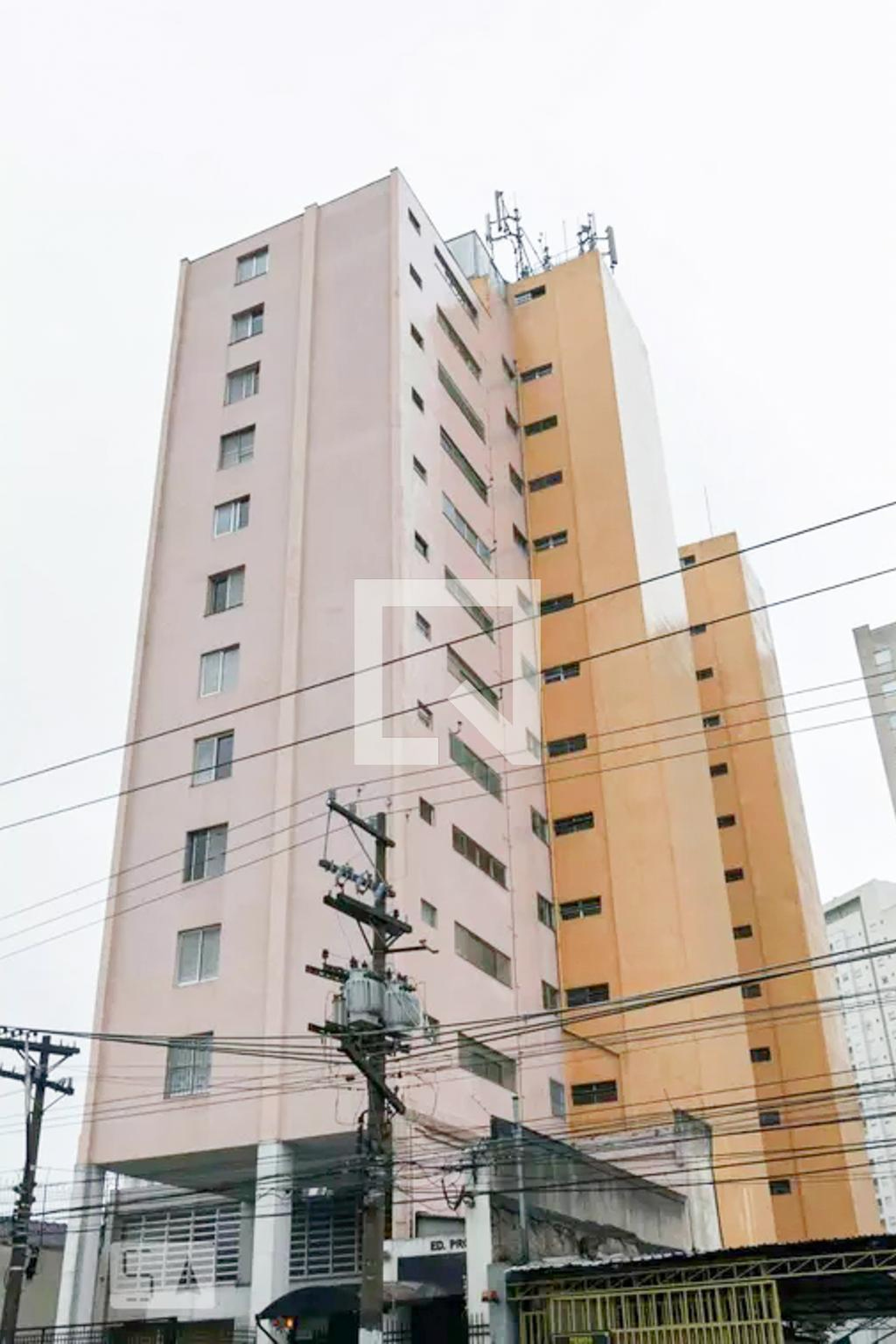 Fachada do Condomínio Edifício Província Tatuape