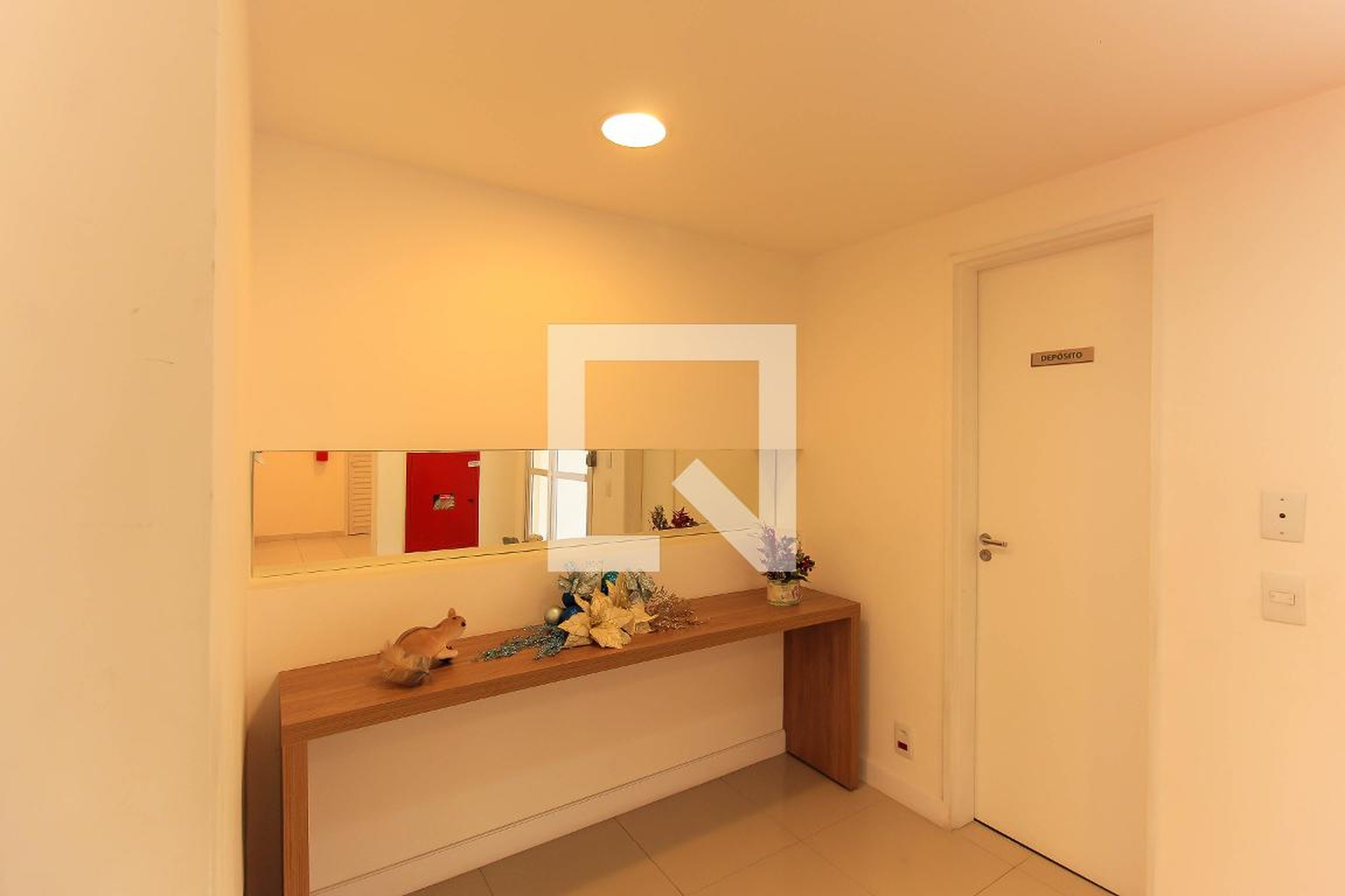 Hall - On Belém City