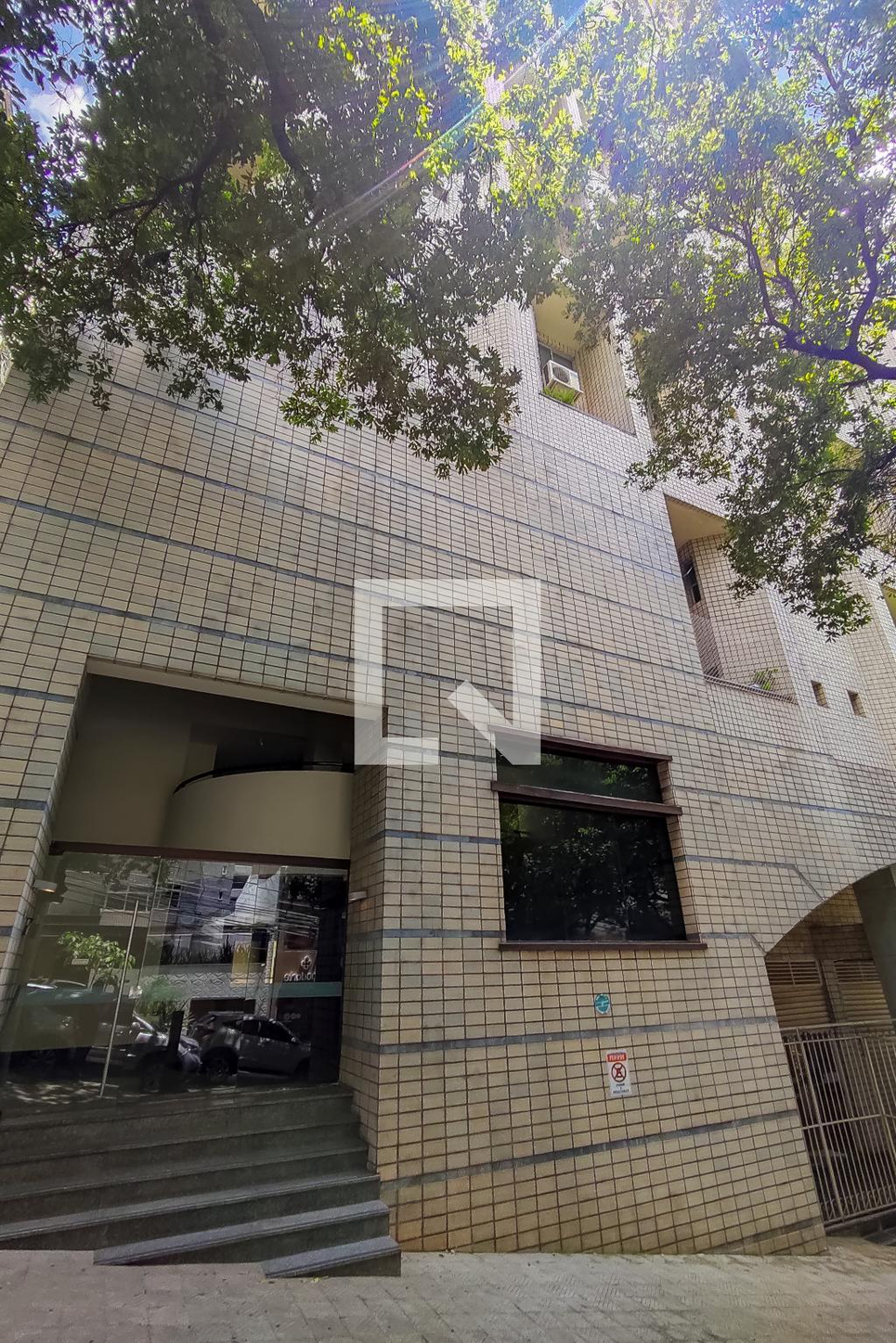 Fachada Condomínio em Rua Santa Catarina, 1380