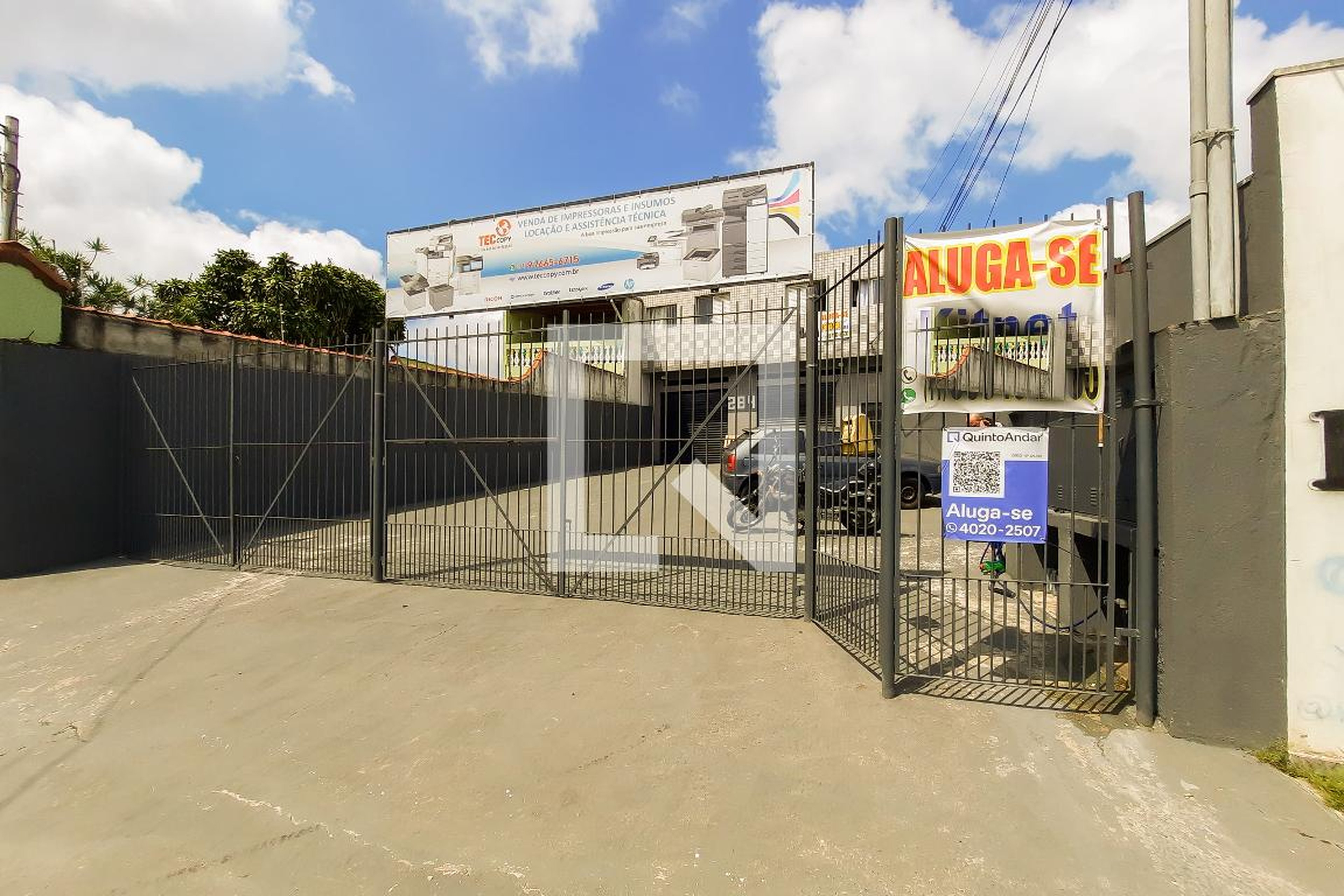 Fachada do Condomínio Condomínio em Avenida Osvaldo Fregonezi, 288