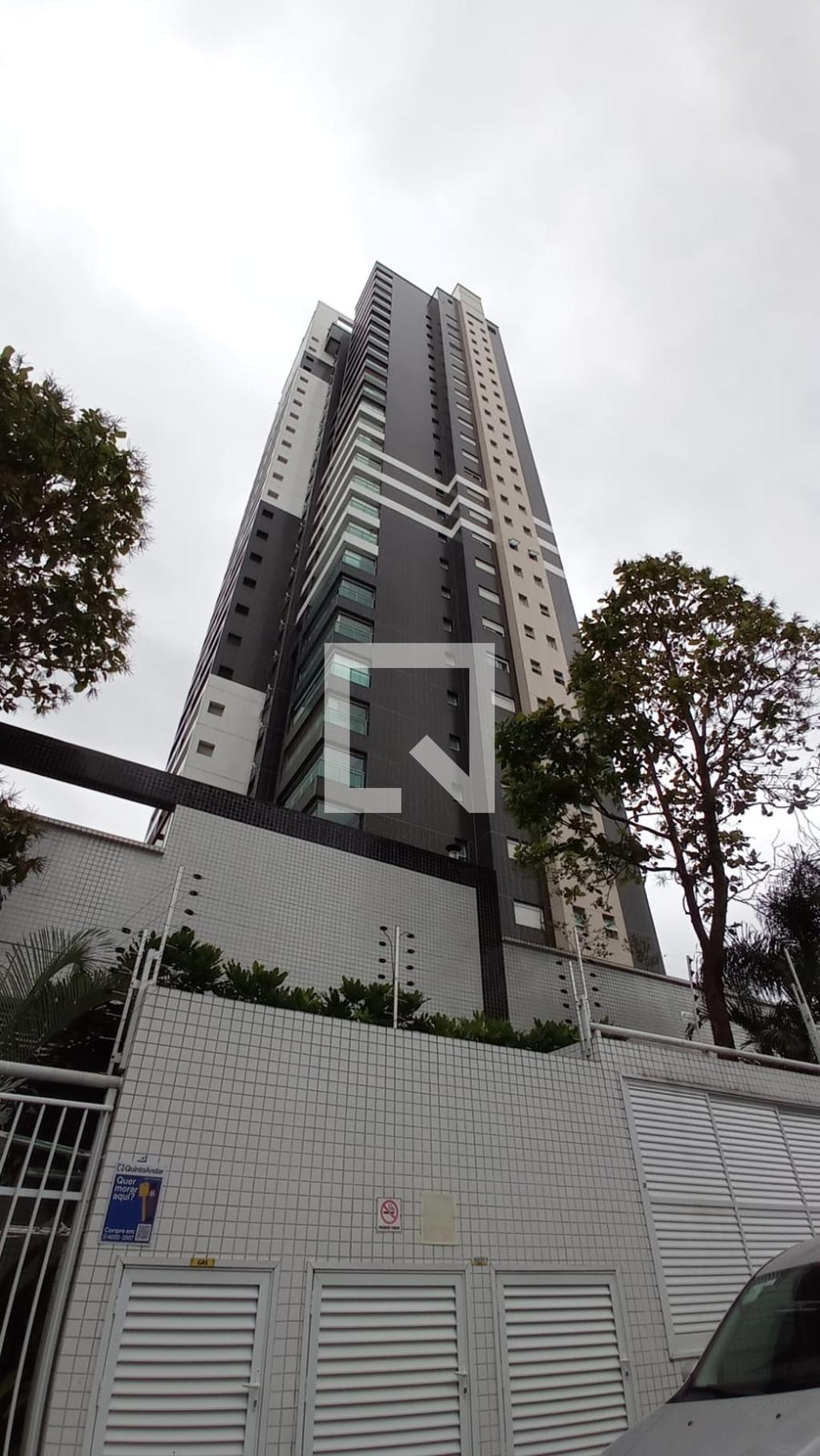 Fachada do prédio Condomínio Composite Des Arts