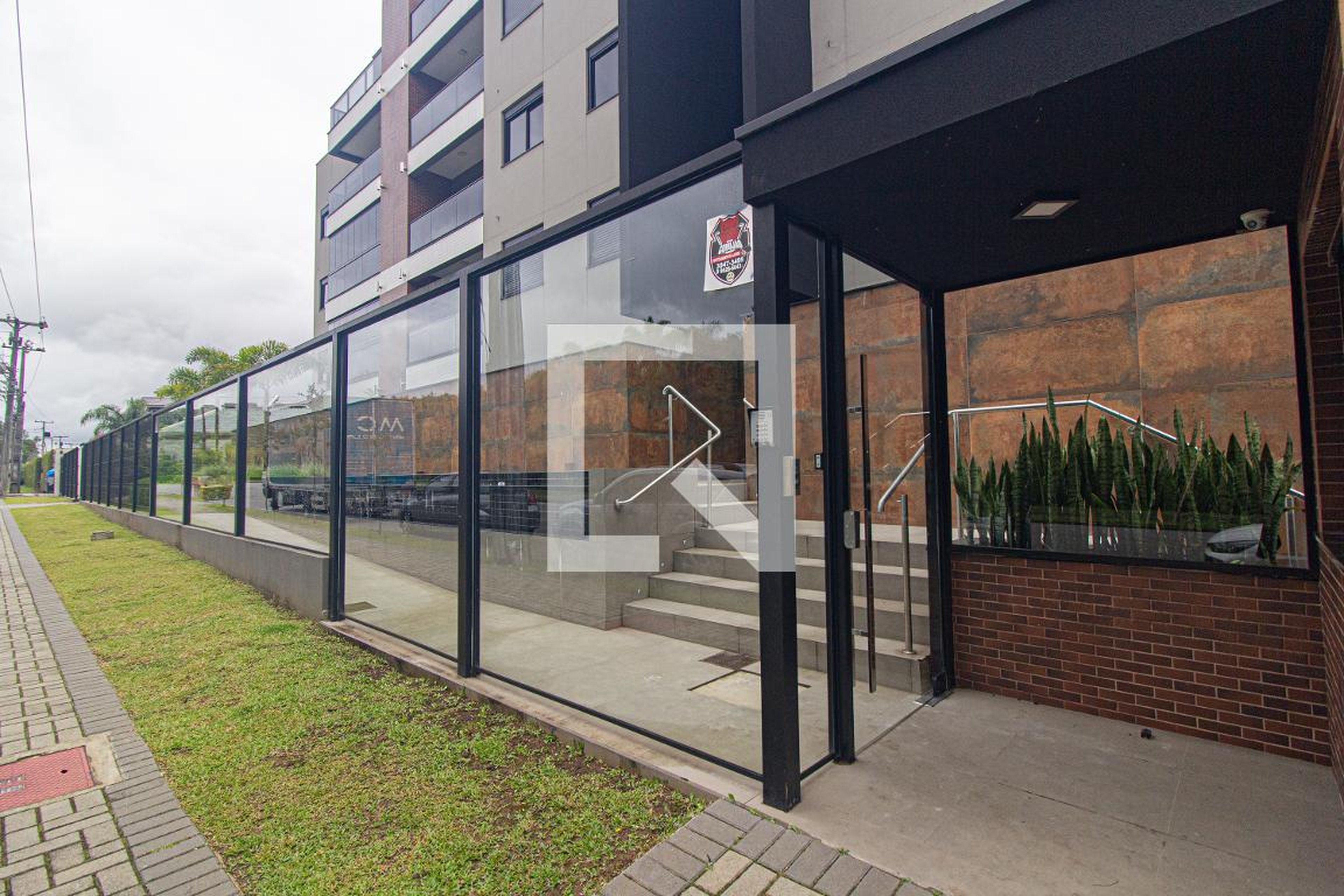 Entrada - Wolf Gardens