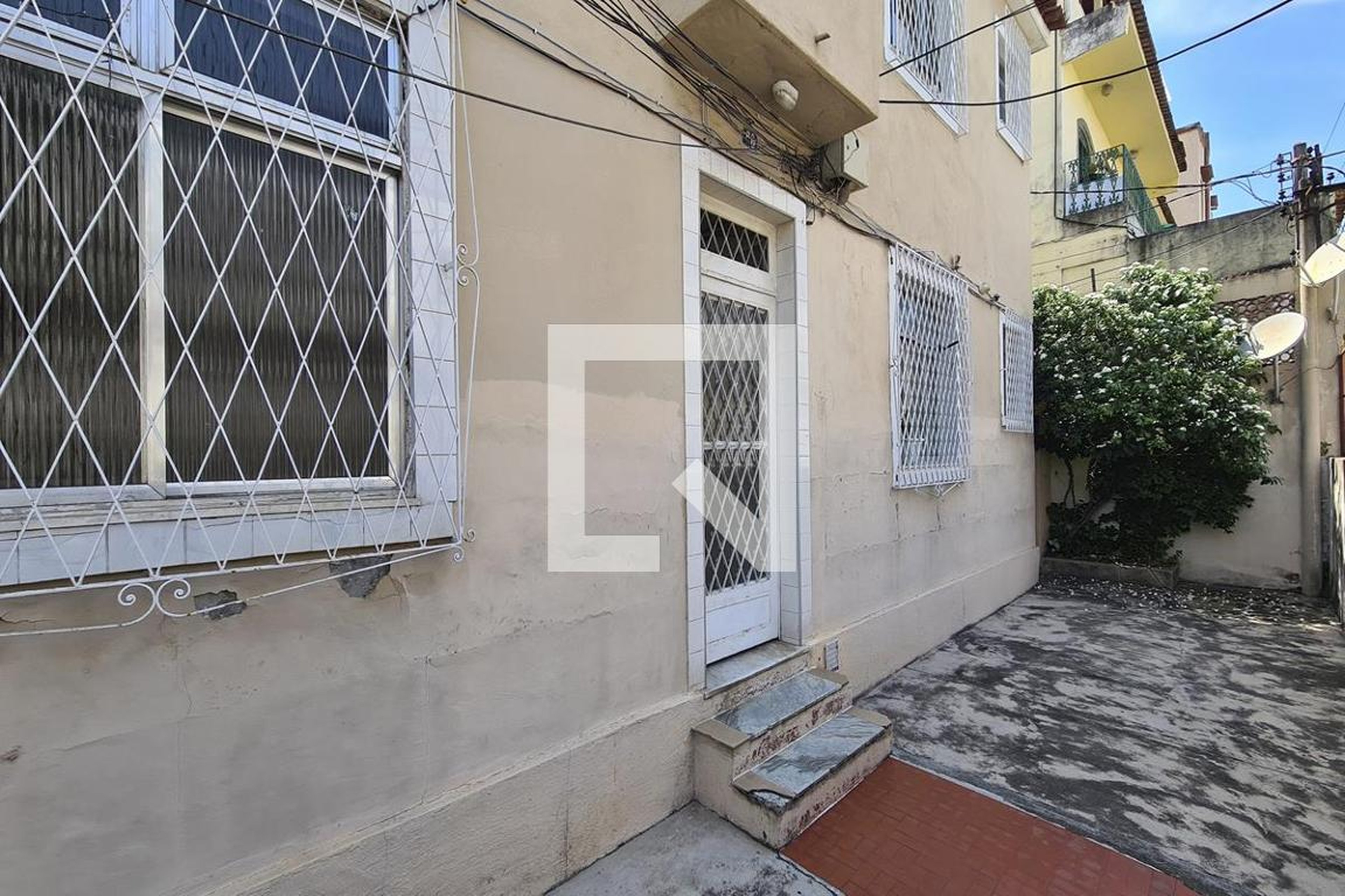 Hall de Entrada Condomínio em Rua Murillo, 60