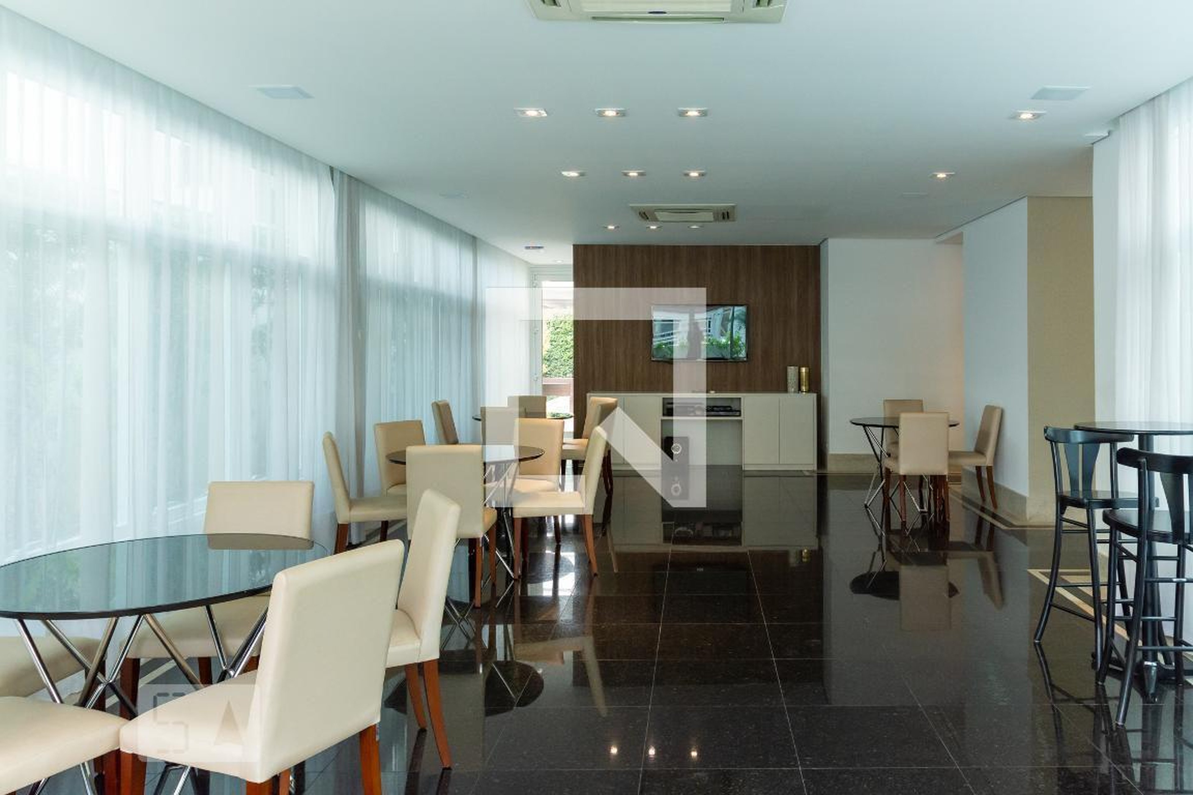 Salão de Festas - Eunice Weaver