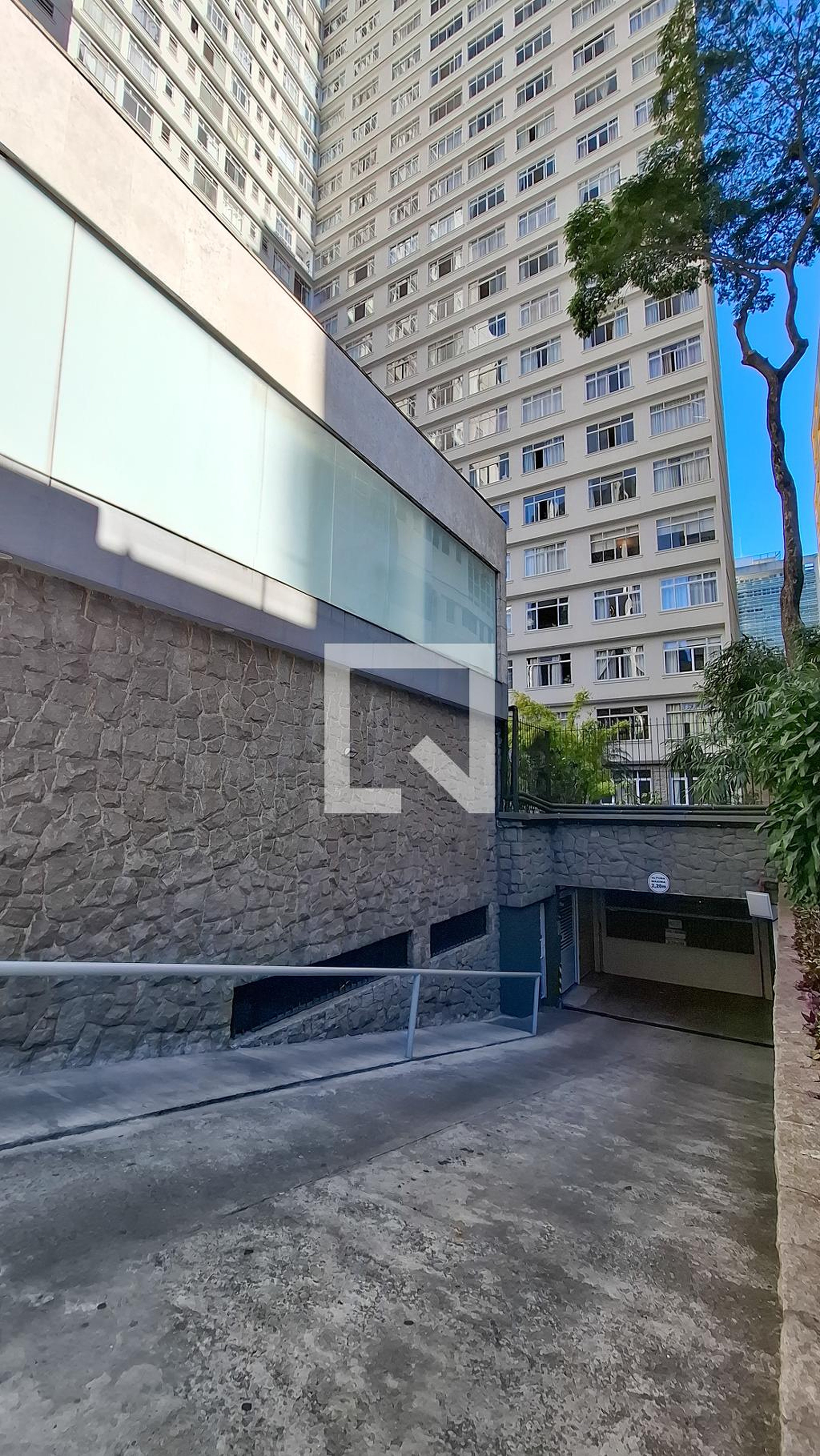 Fachada do Prédio Edifício Baronesa de Arary