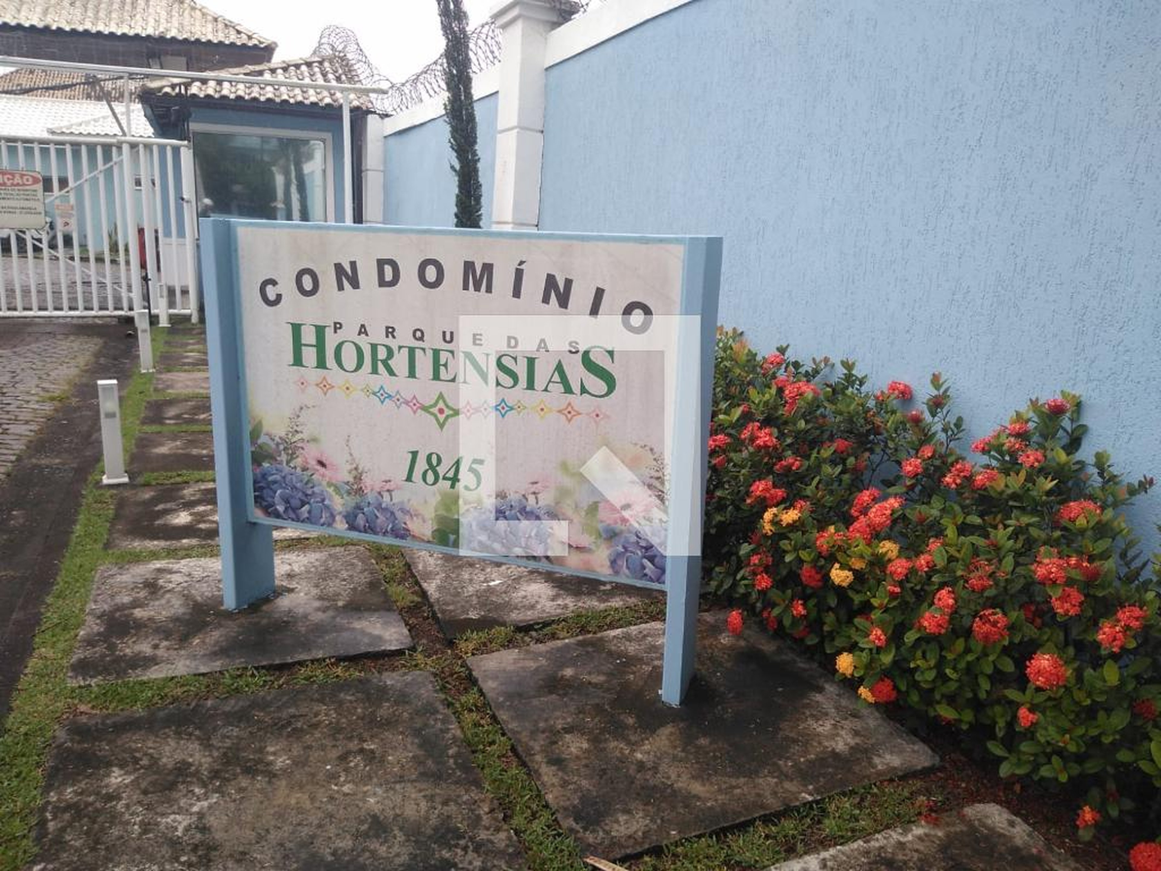 Fachada Condomínio Parque das Hortensias