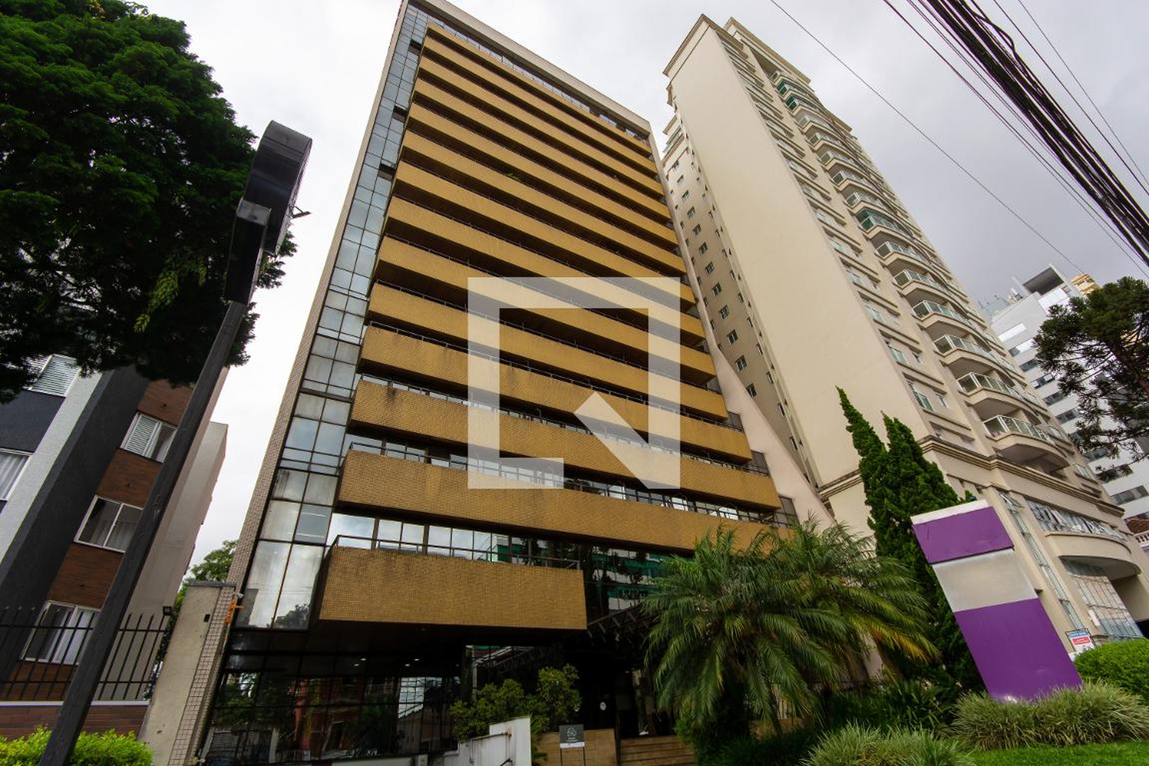Fachada Edifício Curitiba Golden Flat