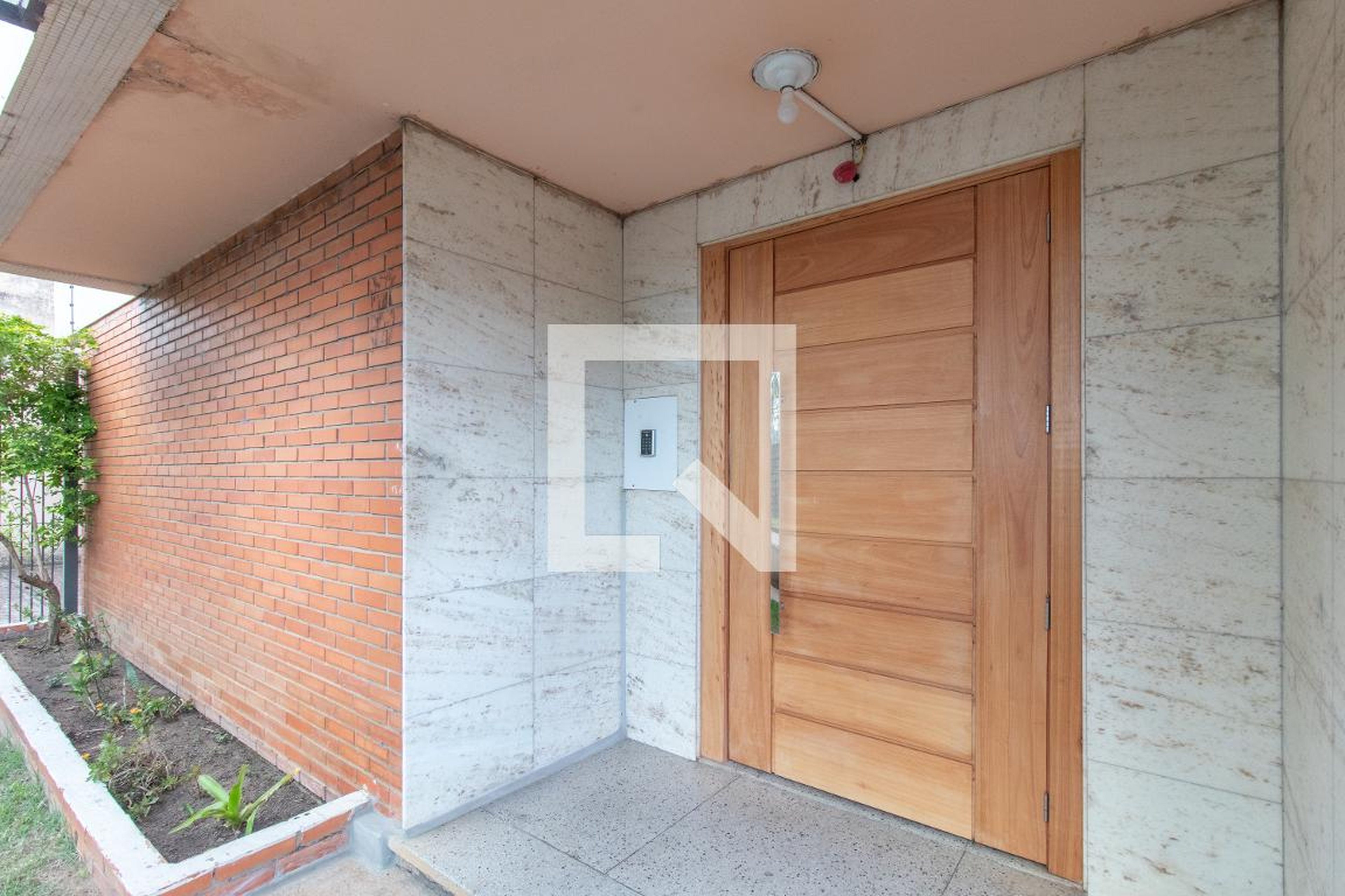 Entrada - Edifício Luiz Augusto