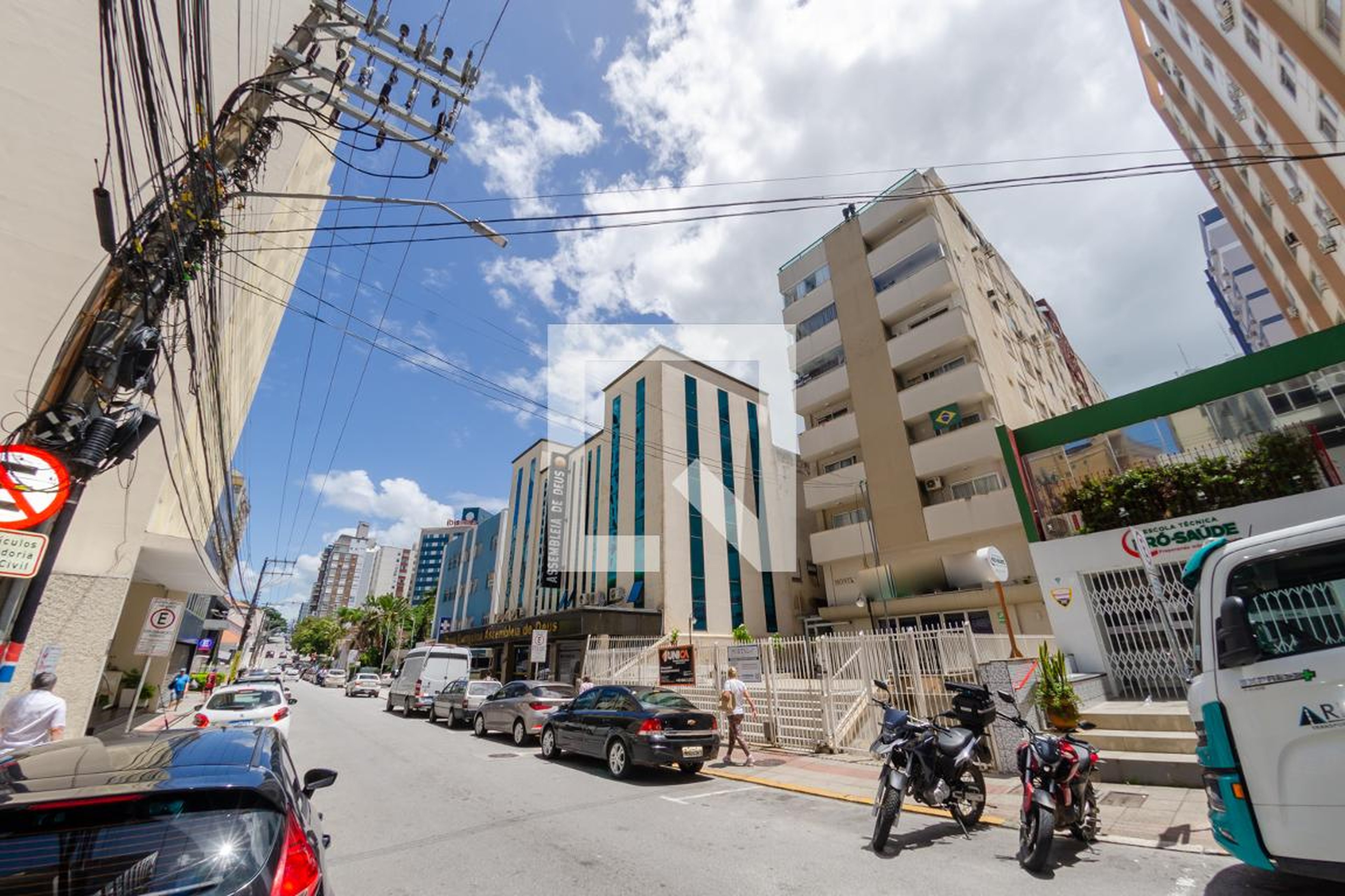 Fachada Condomínio Montreal