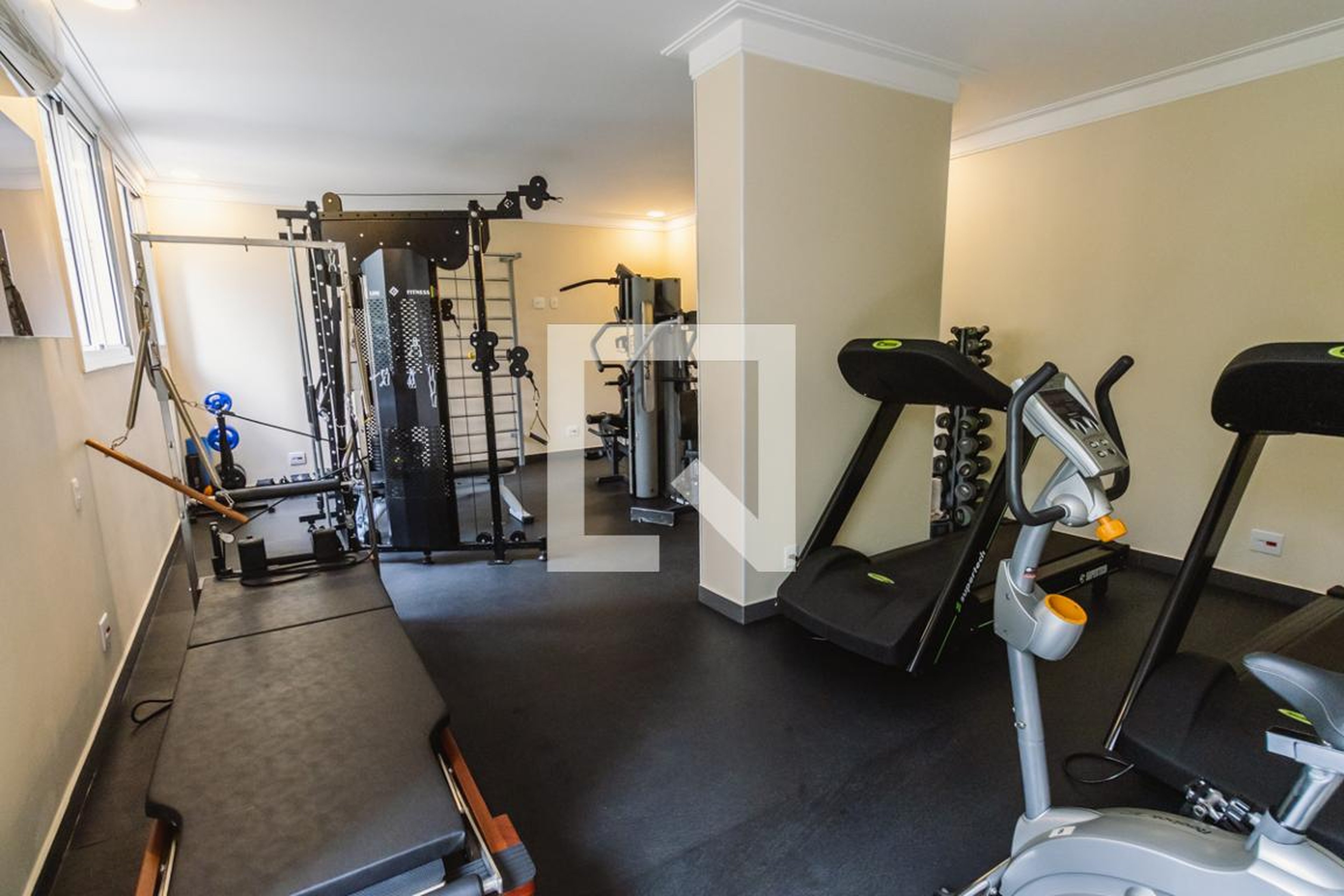 Academia - Place Versailes