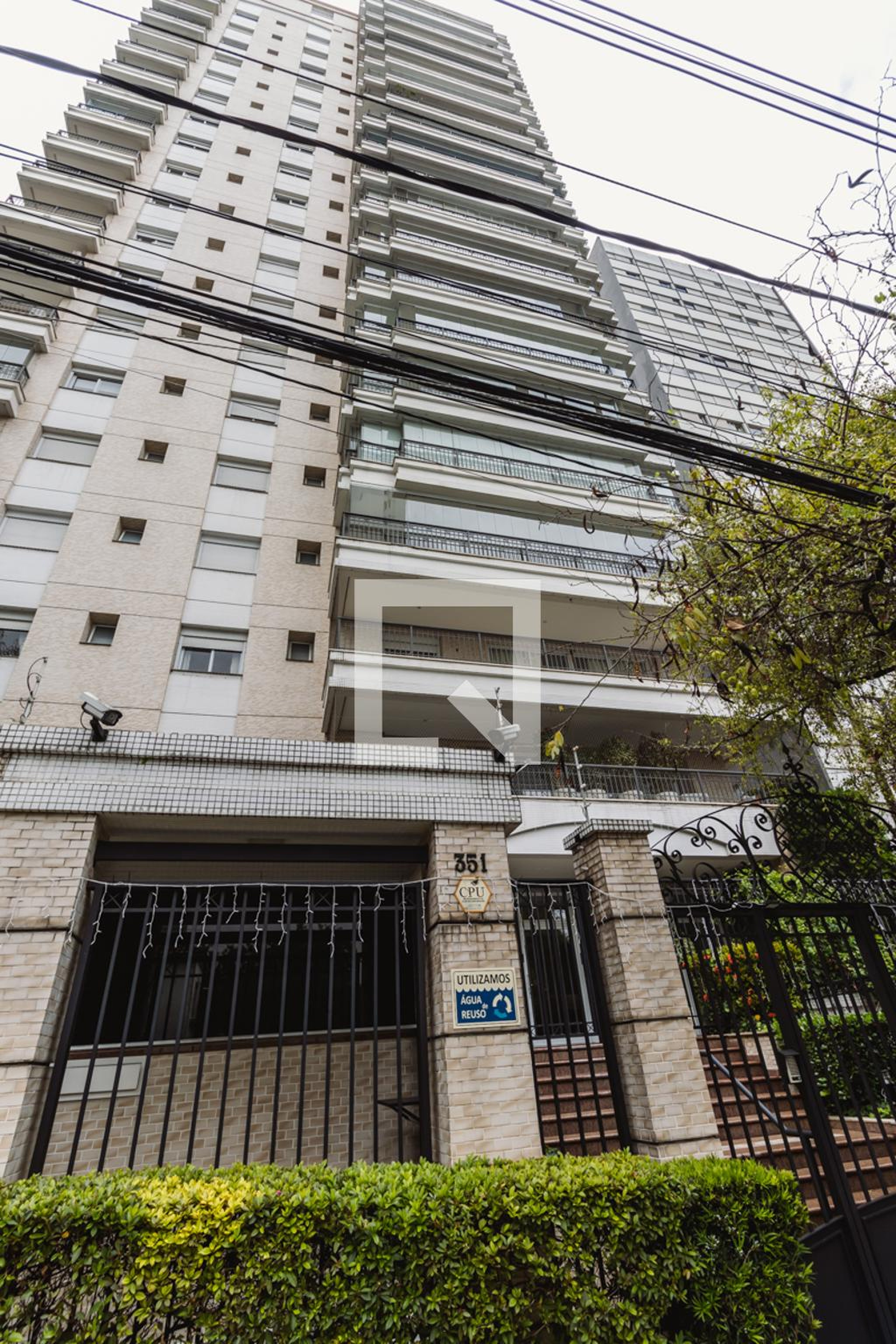 Fachada Condomínio Place Versailes