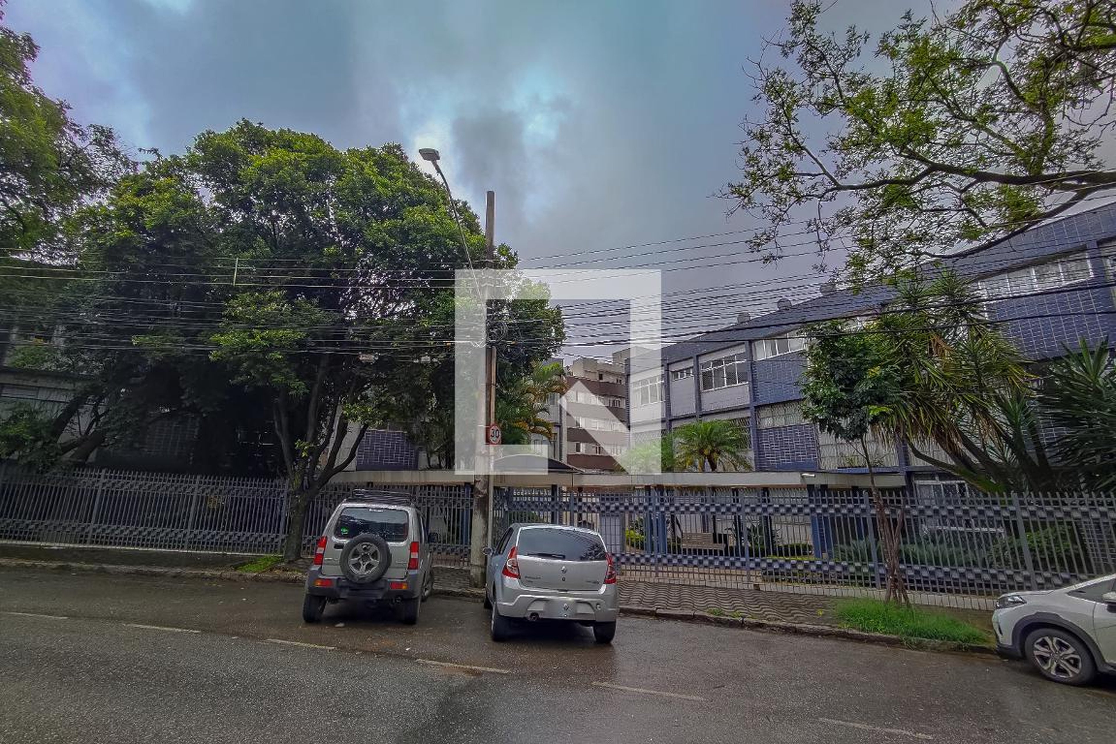 Fachada Condomínio em Praça Nova York, 26