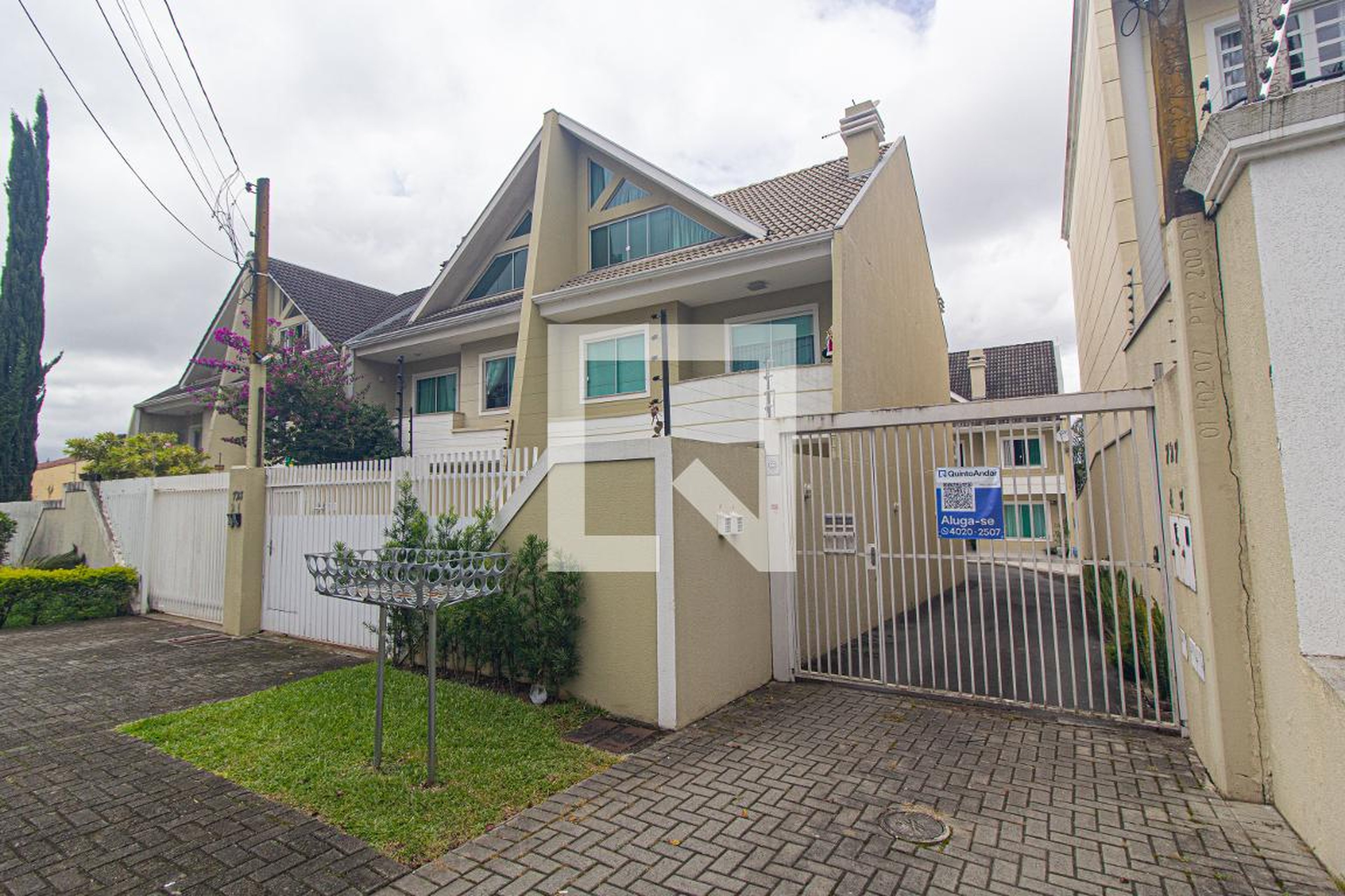 Fachada Condomínio em Rua João Batista Dallarmi, 727