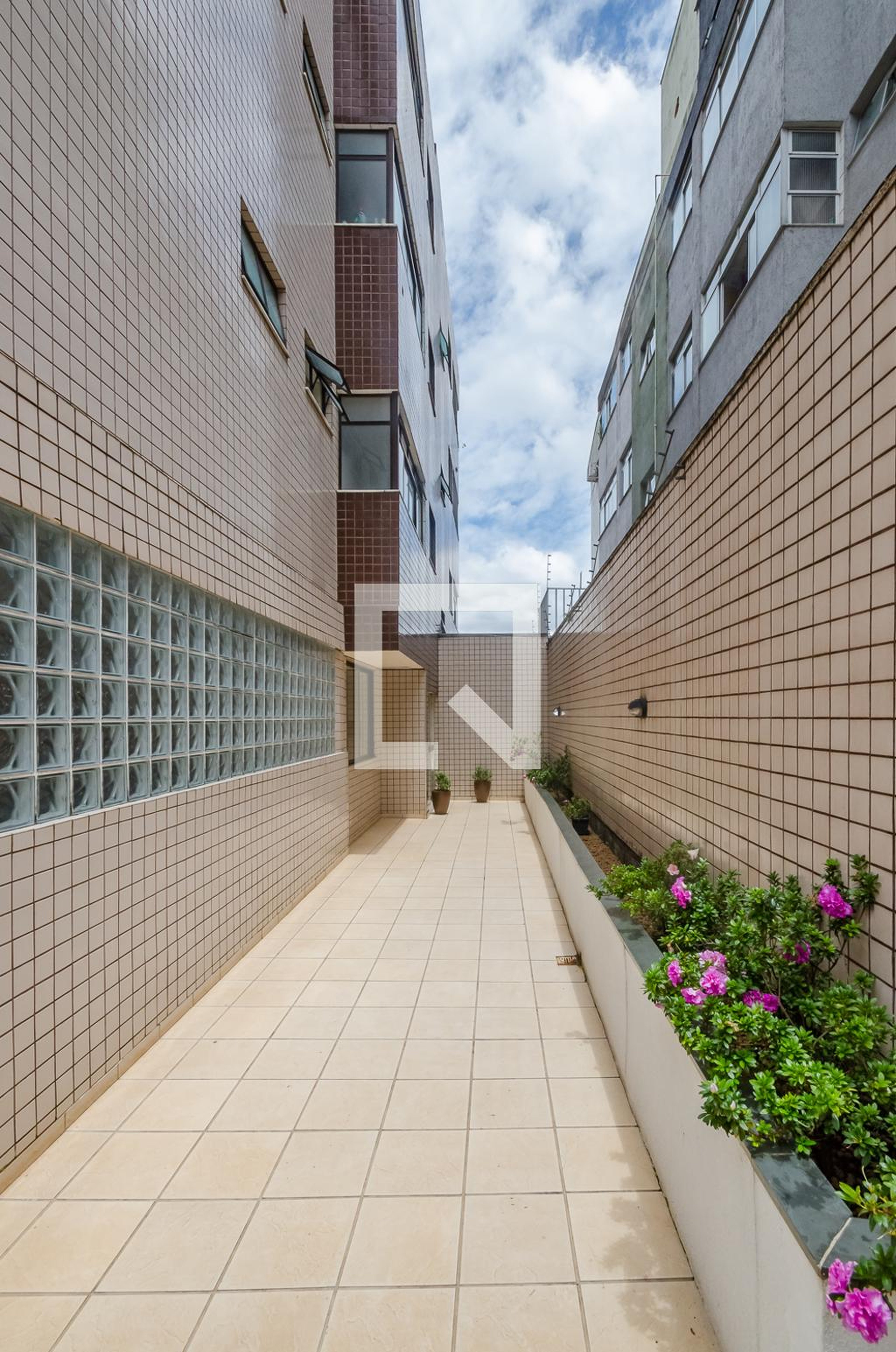 Entrada - Edifício Provincia de Treviso