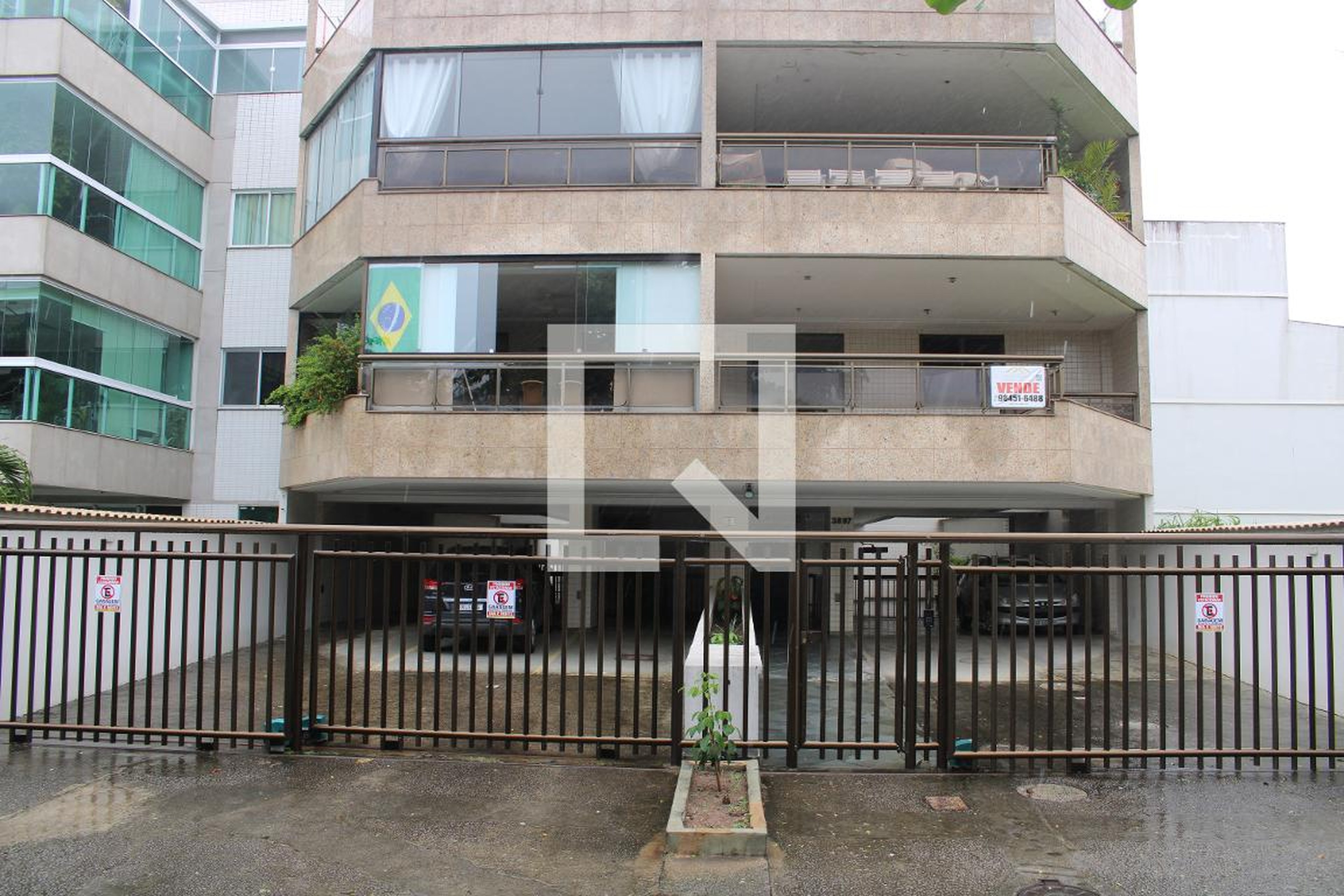 Fachada do Prédio Condomínio em Avenida Genaro de Carvalho, 3897