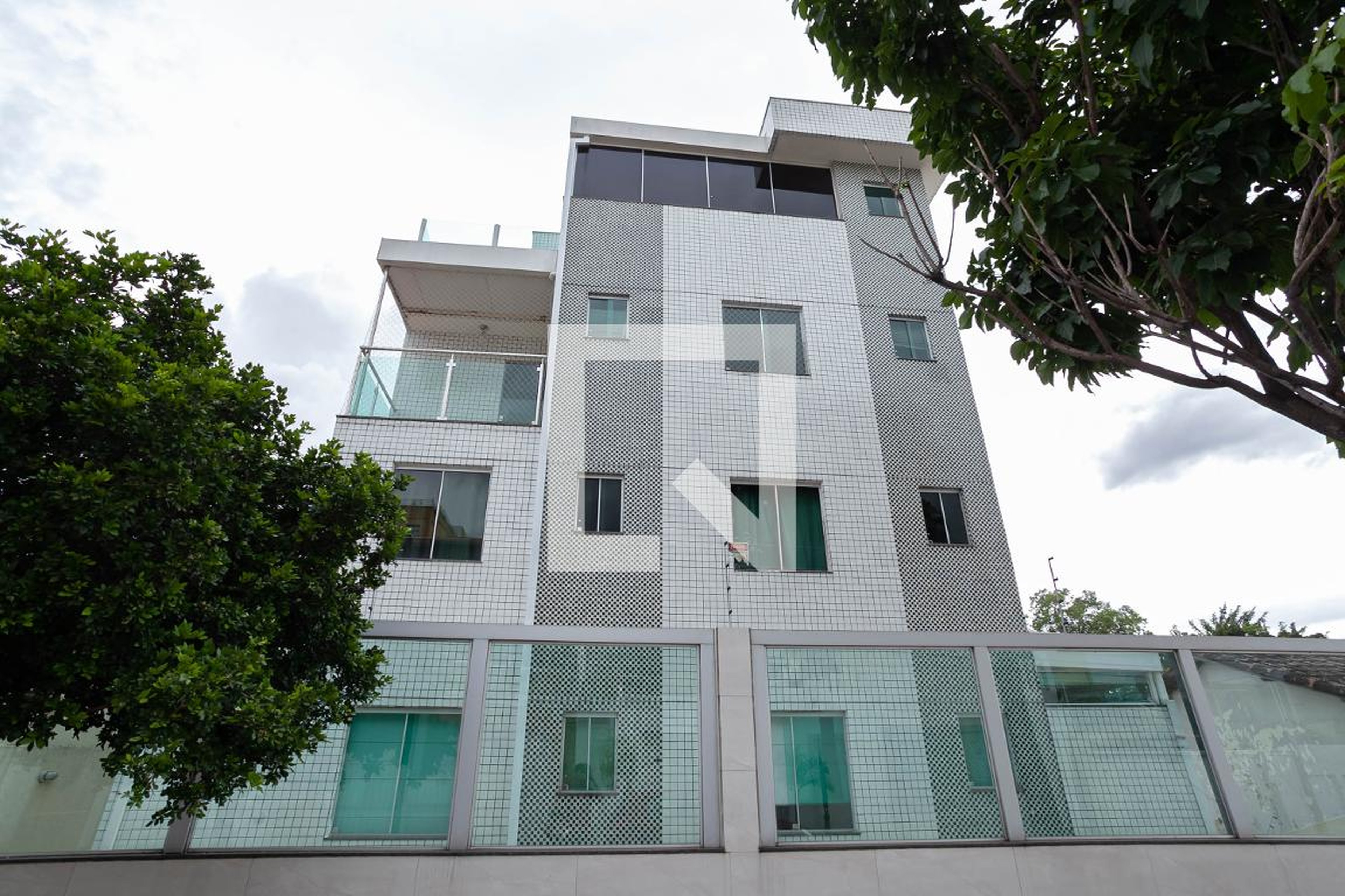 Fachada do prédio Condomínio em Rua Augustus William Parish, 54