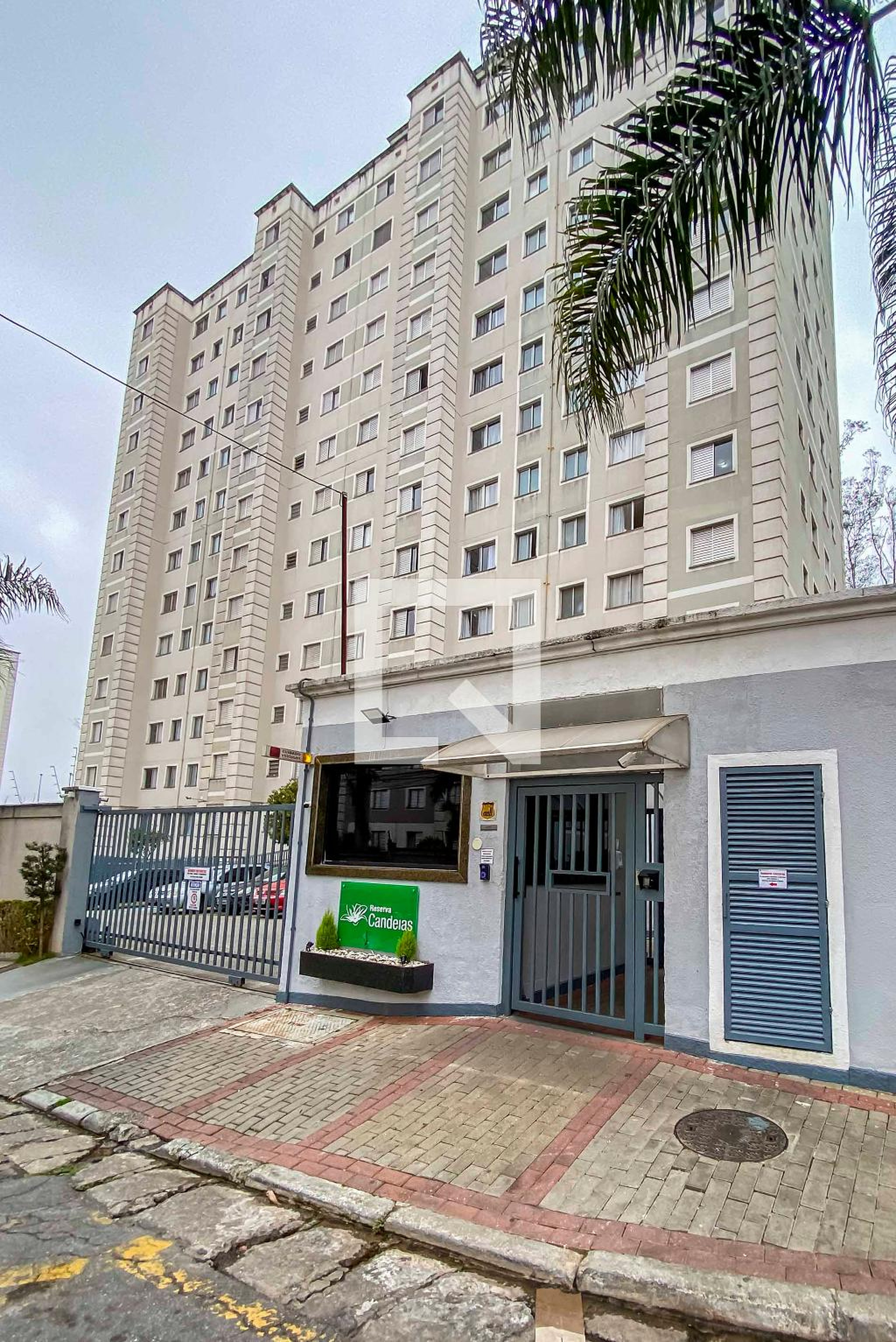 Fachada Condomínio em Rua Vicente Greco, 906