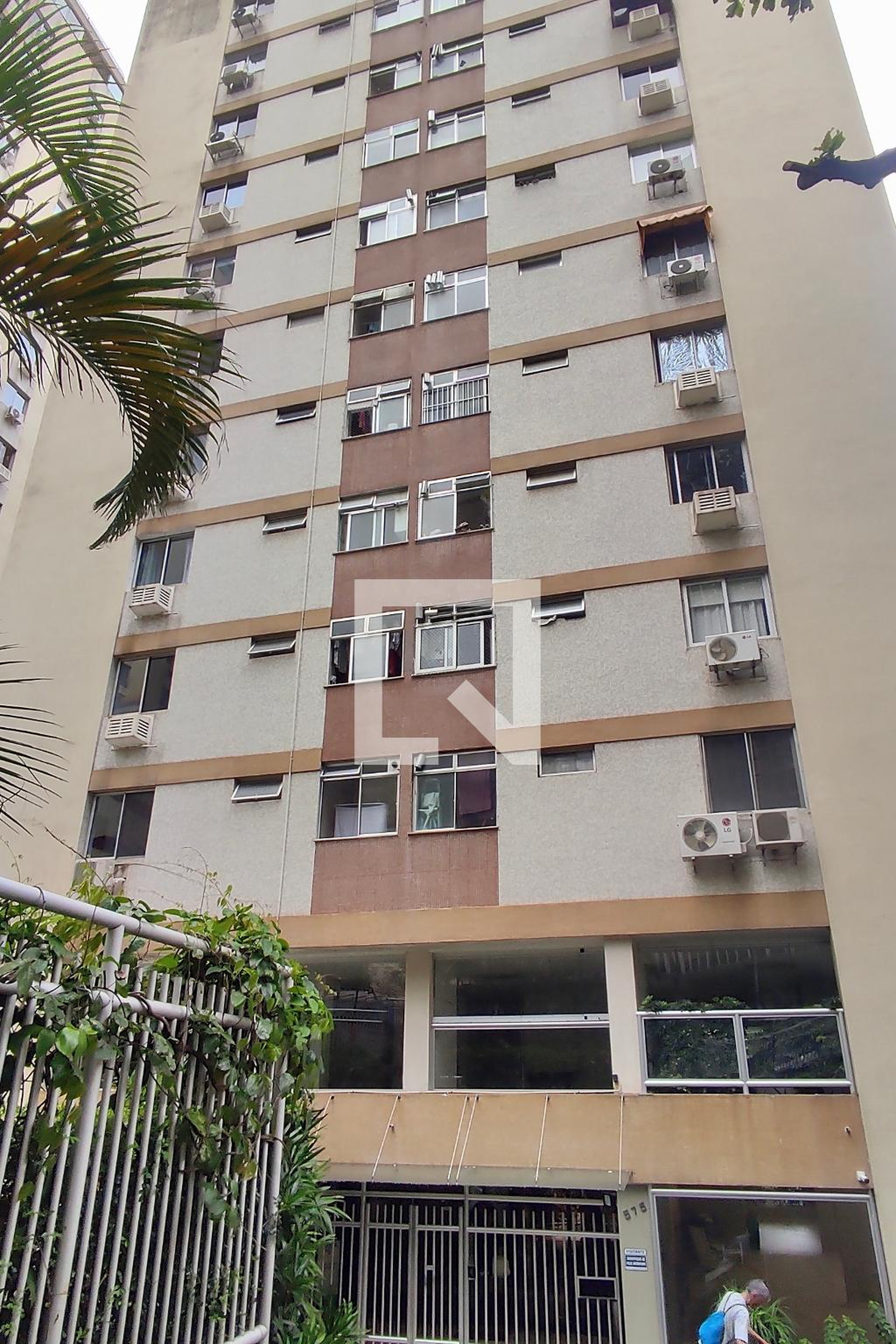 Fachada Condomínio Lagoa Bella