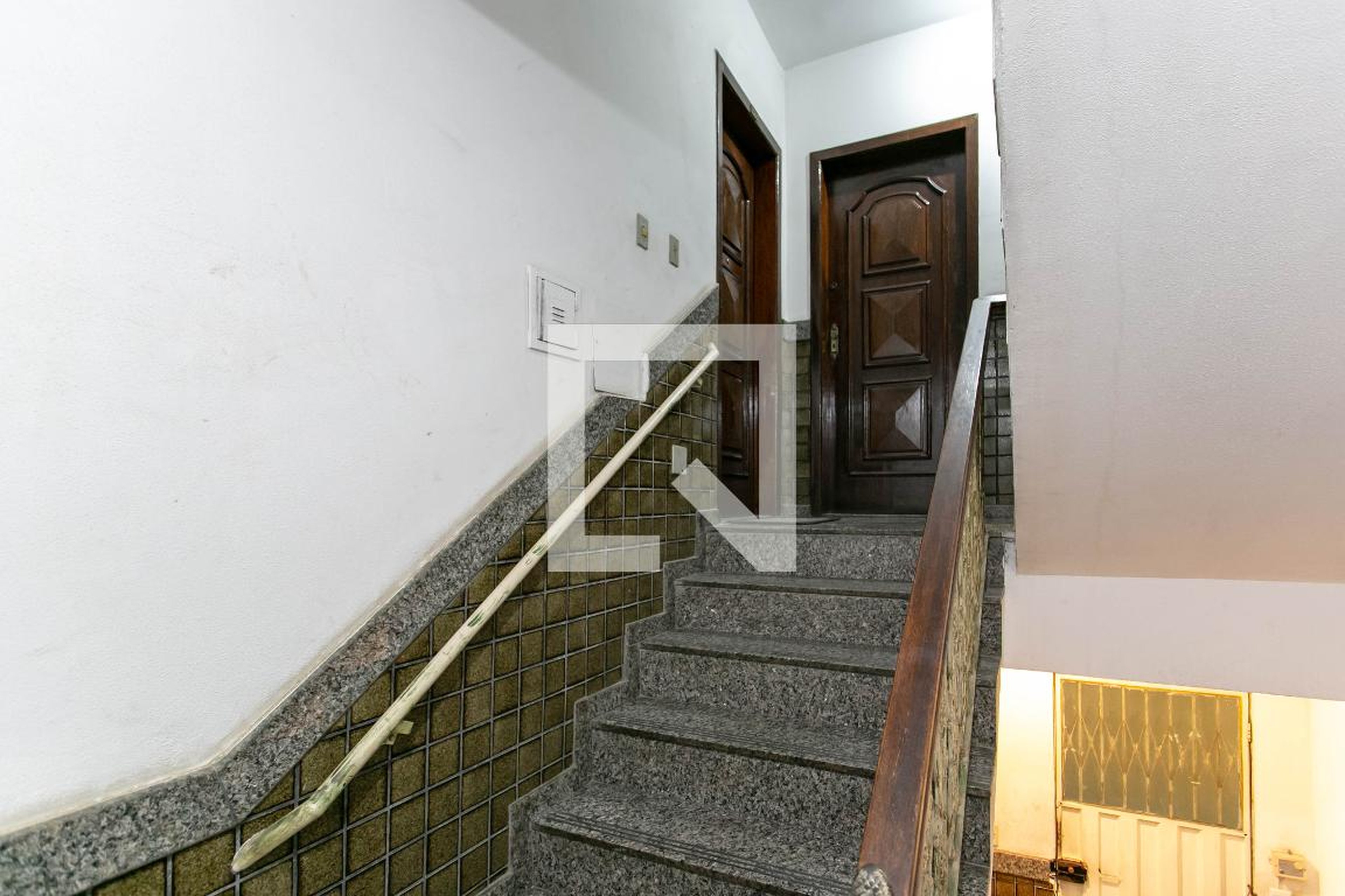 Hall de Entrada - Ed. Laurentino Andrade