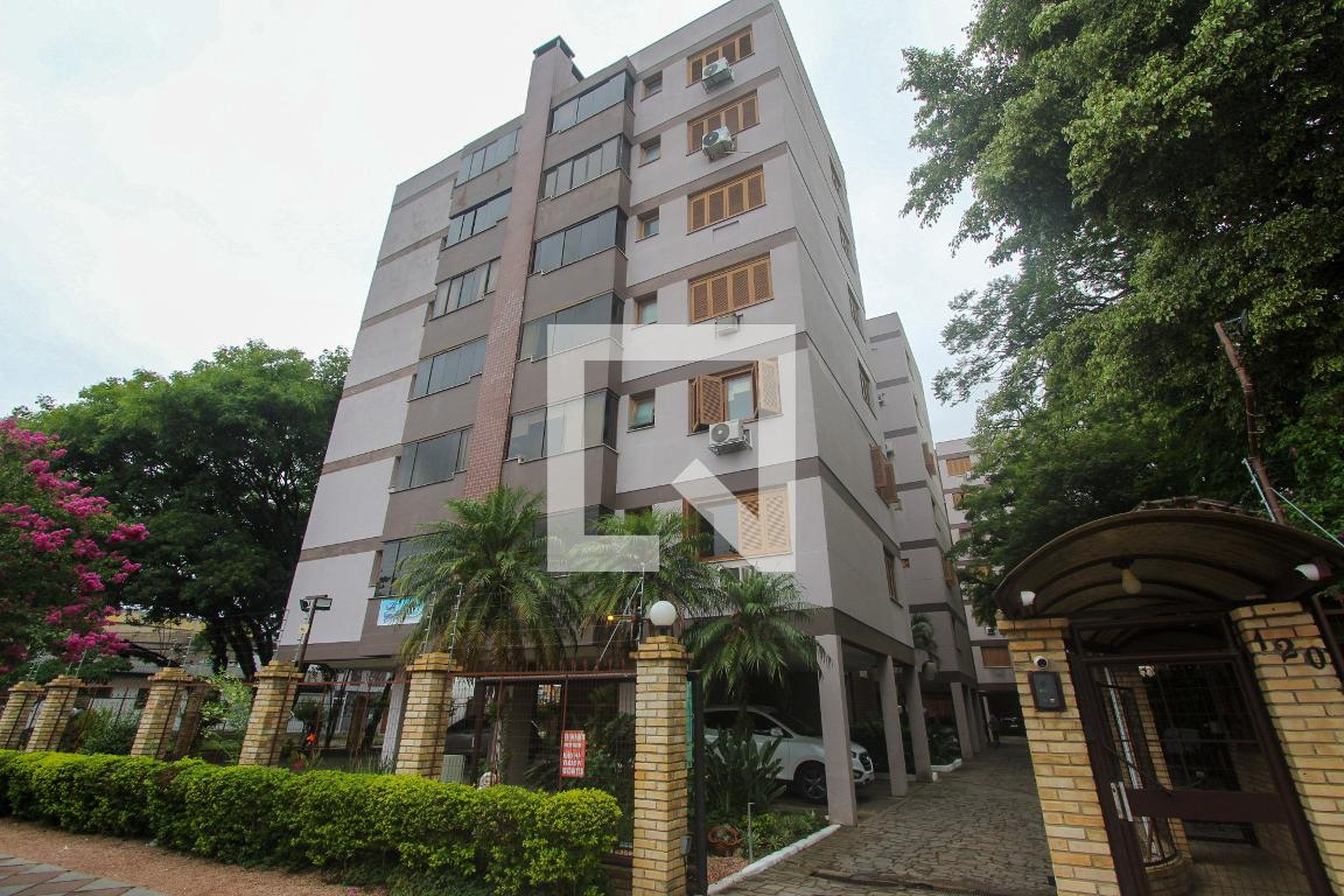 Fachada do Condomínio Condomínio em Rua Carumbé, 12