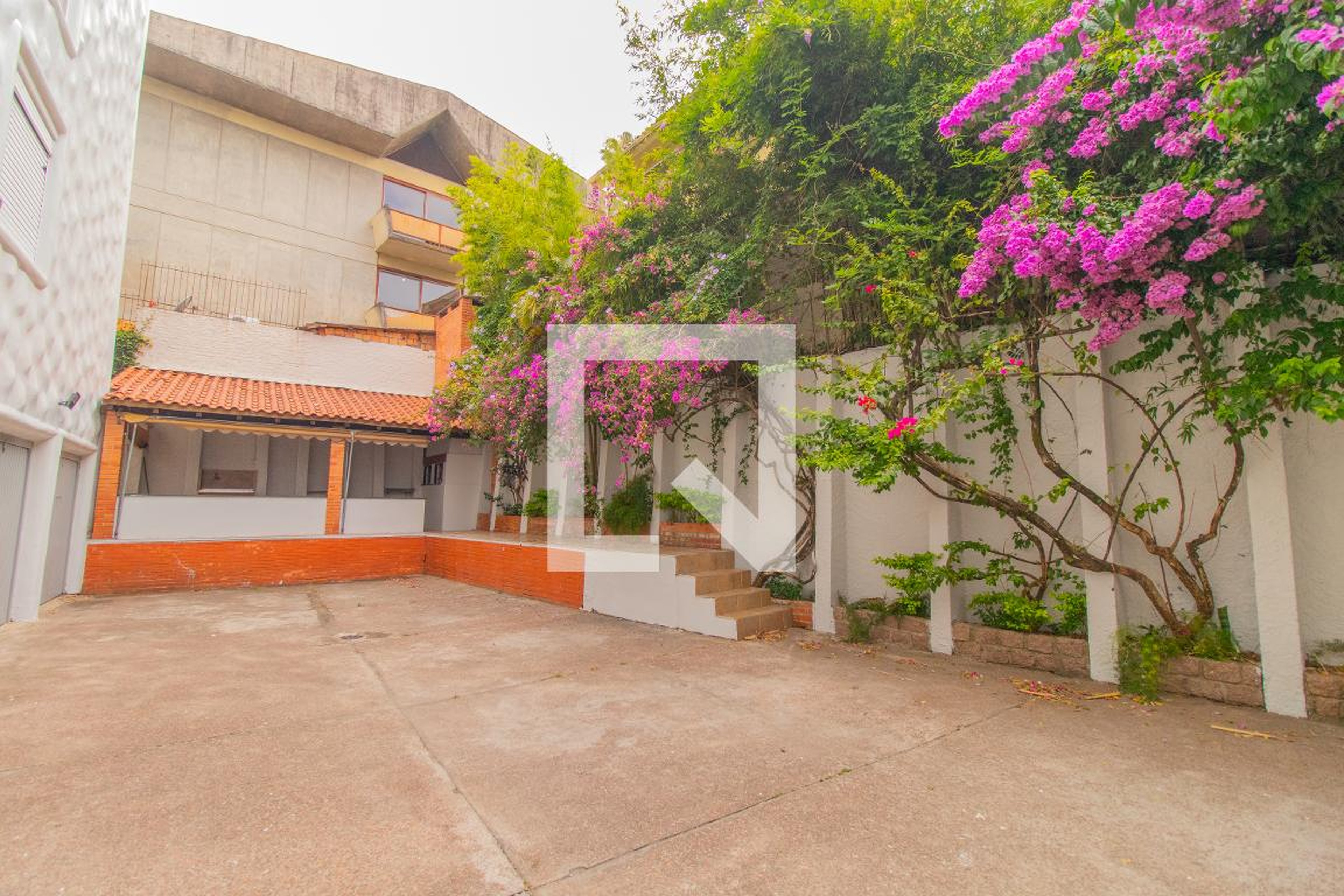 Área Externa - Pirianópolis