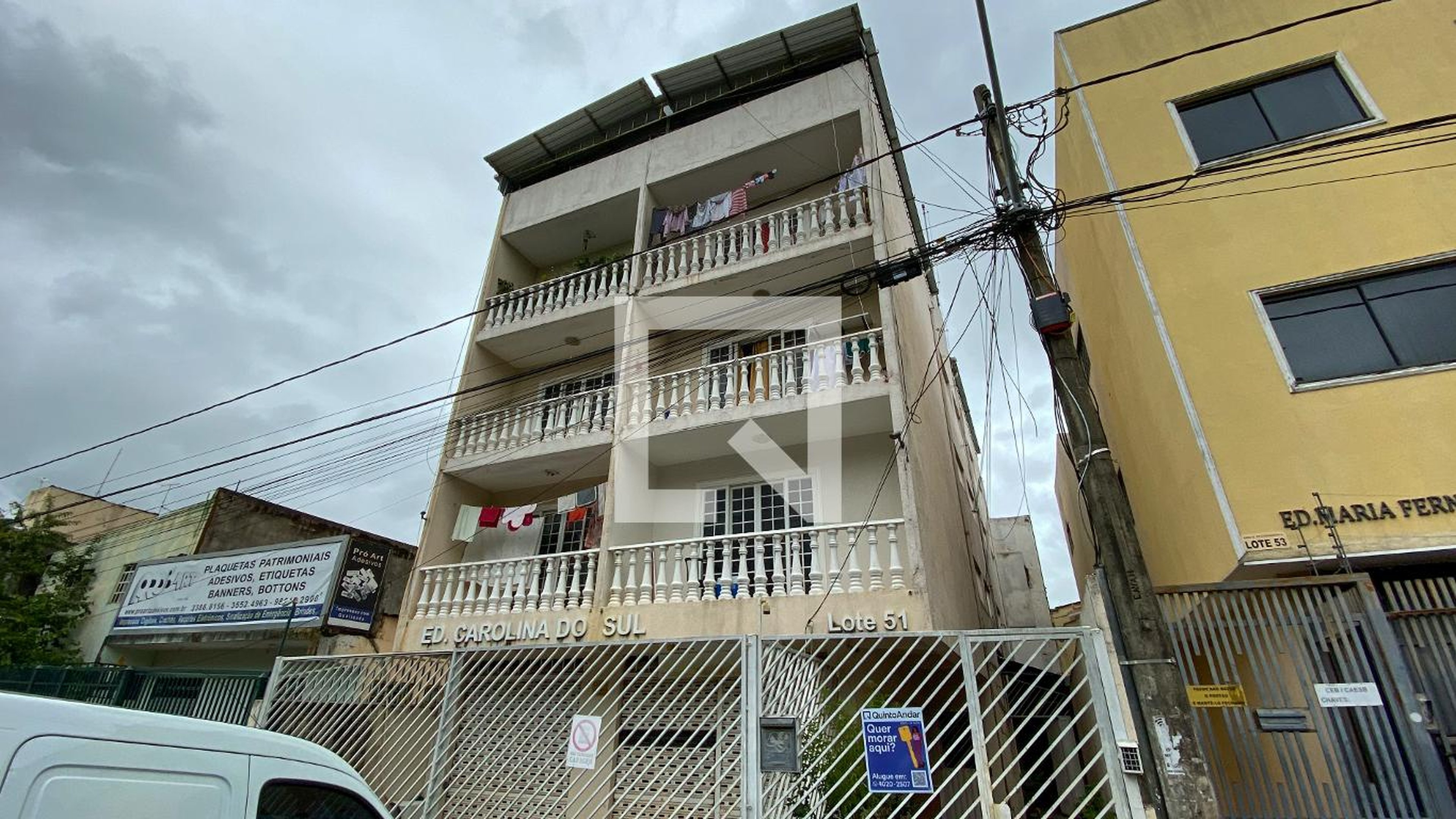 Fachada Condomínio em Sibs Q 3, 51