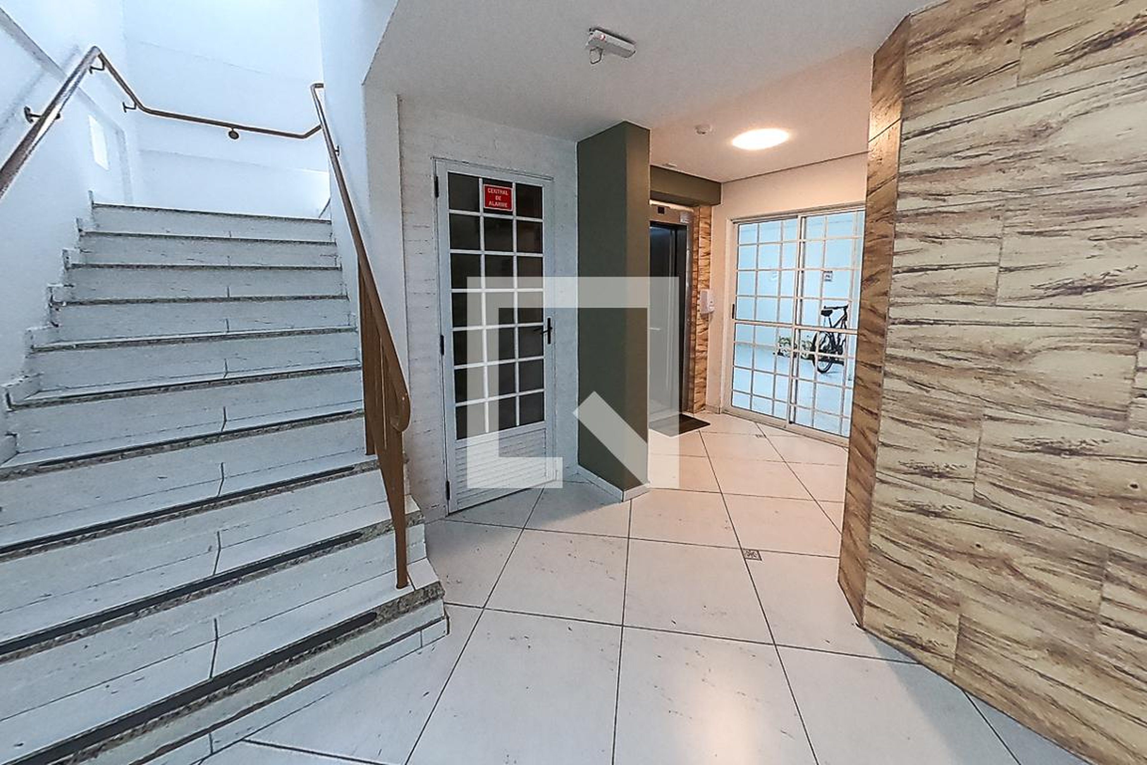 Hall de entrada - Edifício Jaboticabeiras