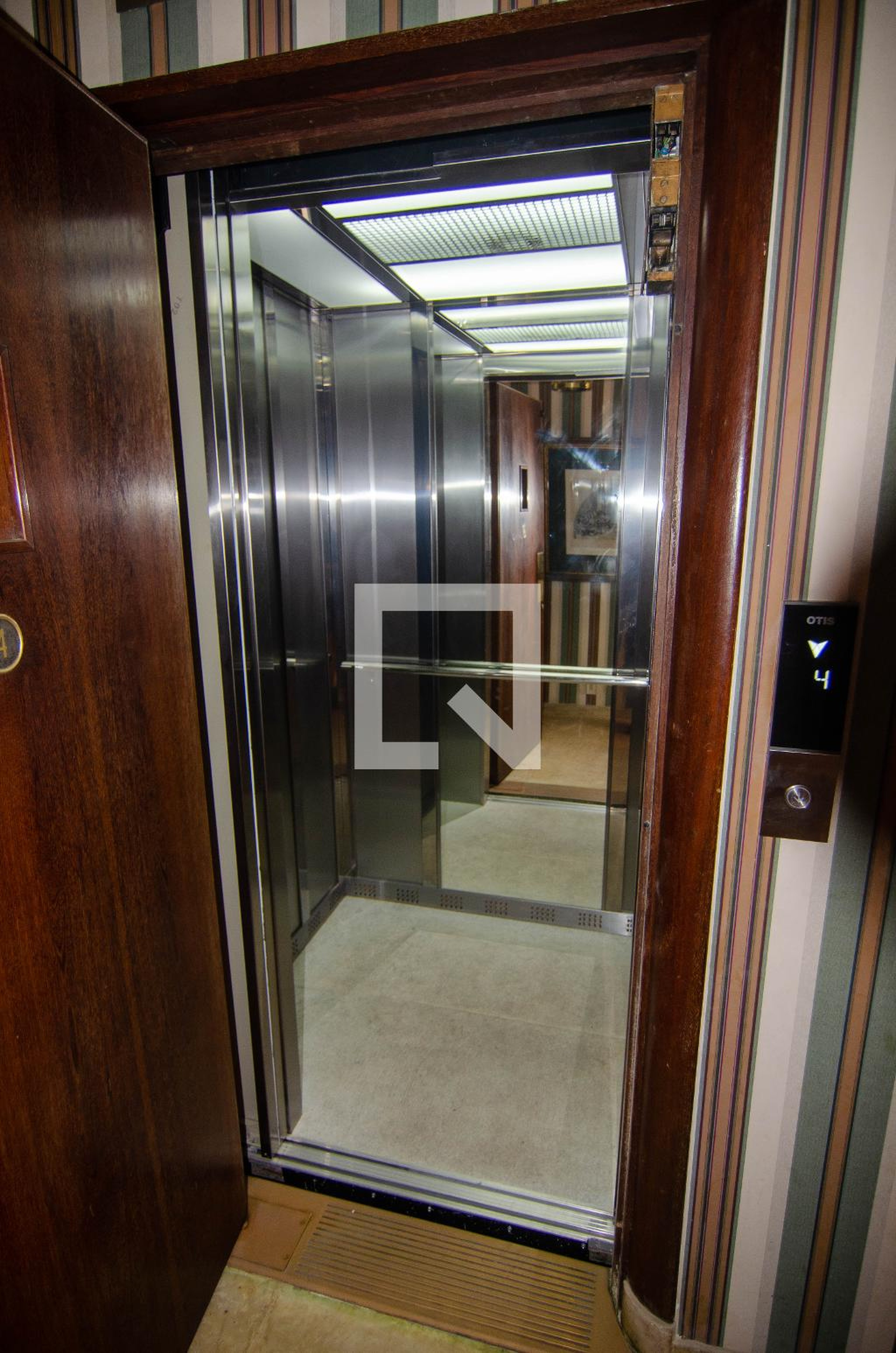 Hall de Entrada - Portinari