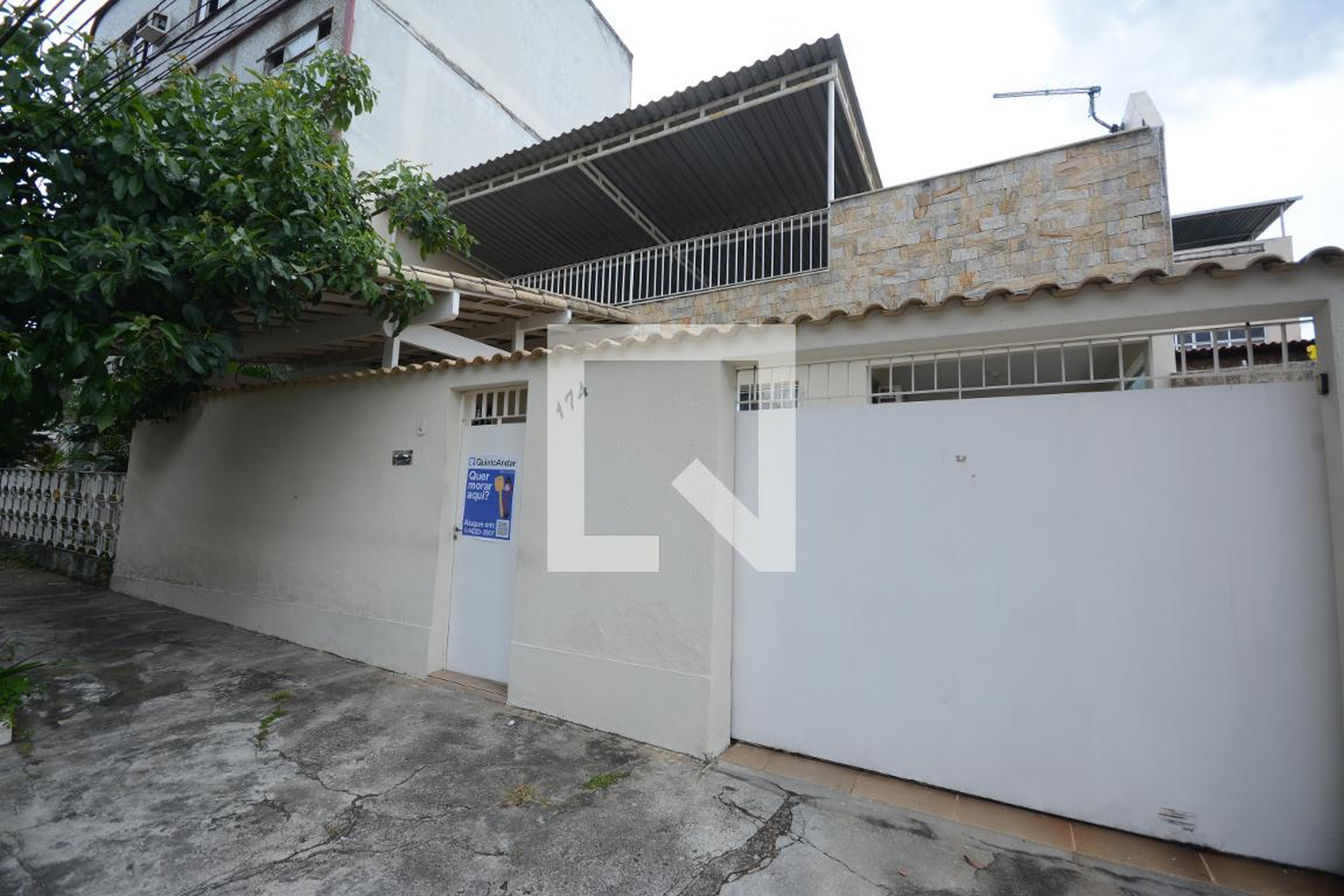 Fachada Condomínio em Rua Professor João Massena, 174