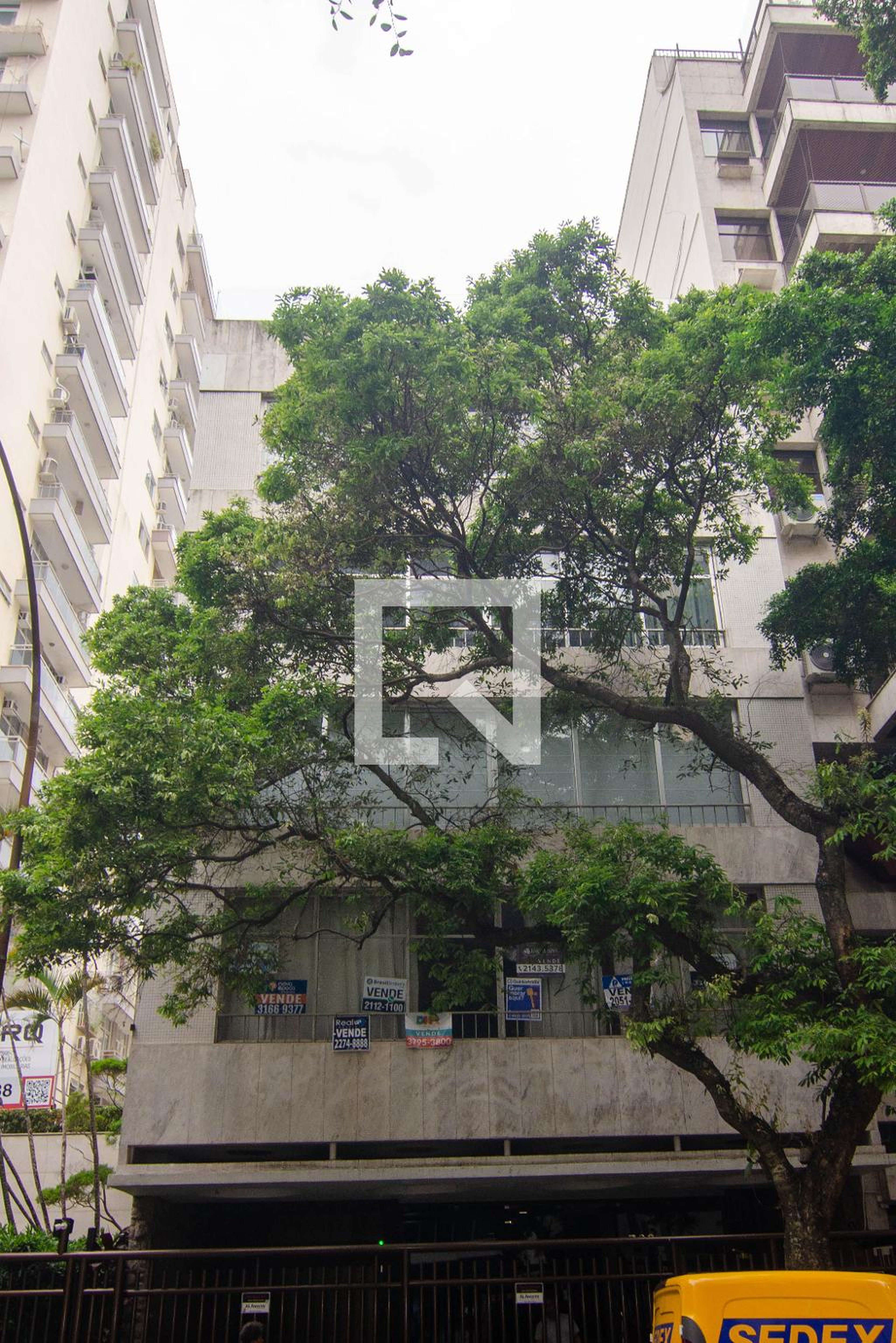 Fachada Condomínio em Rua Prudente de Morais, 709