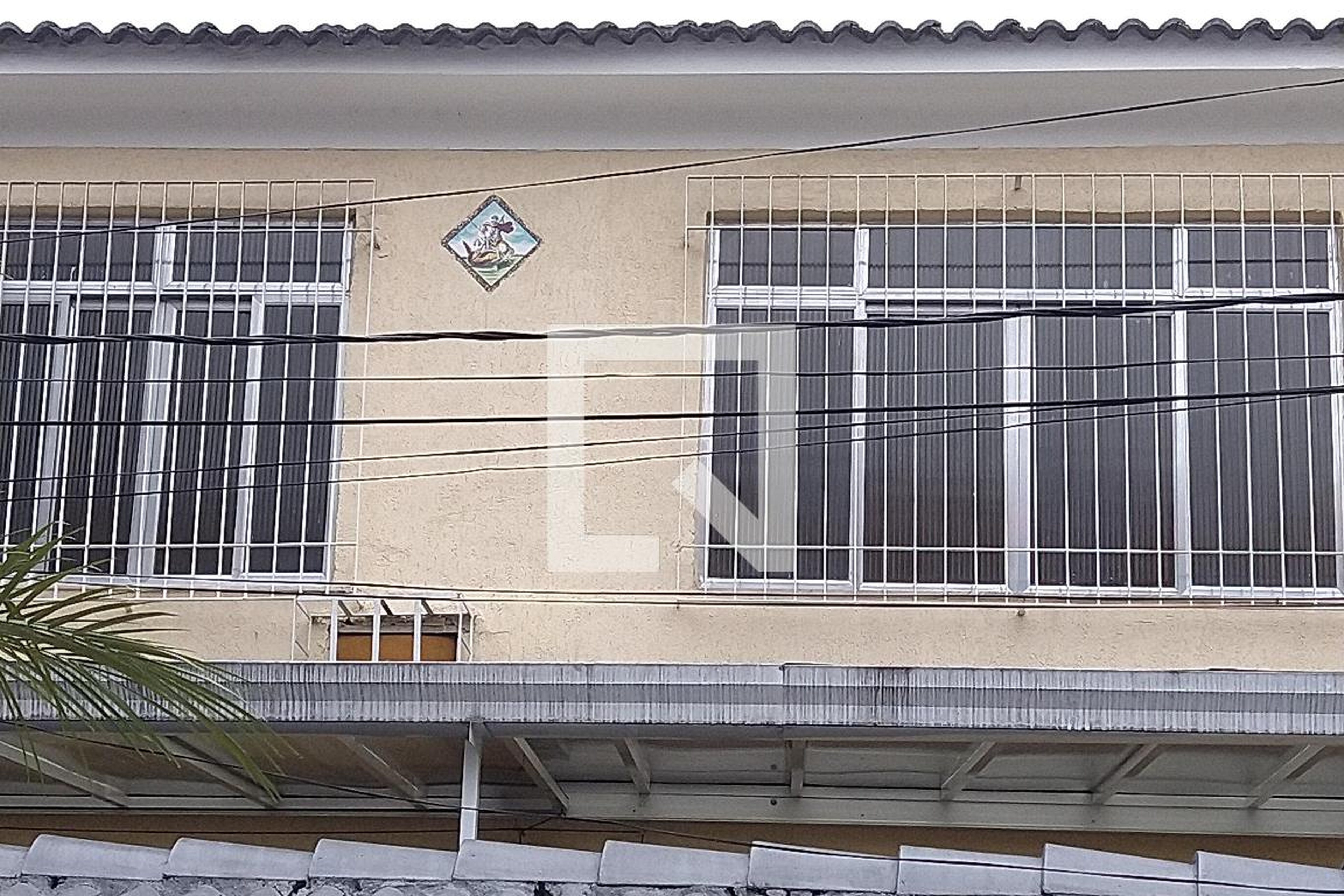 Fachada Condomínio em Rua Ápia, 1028