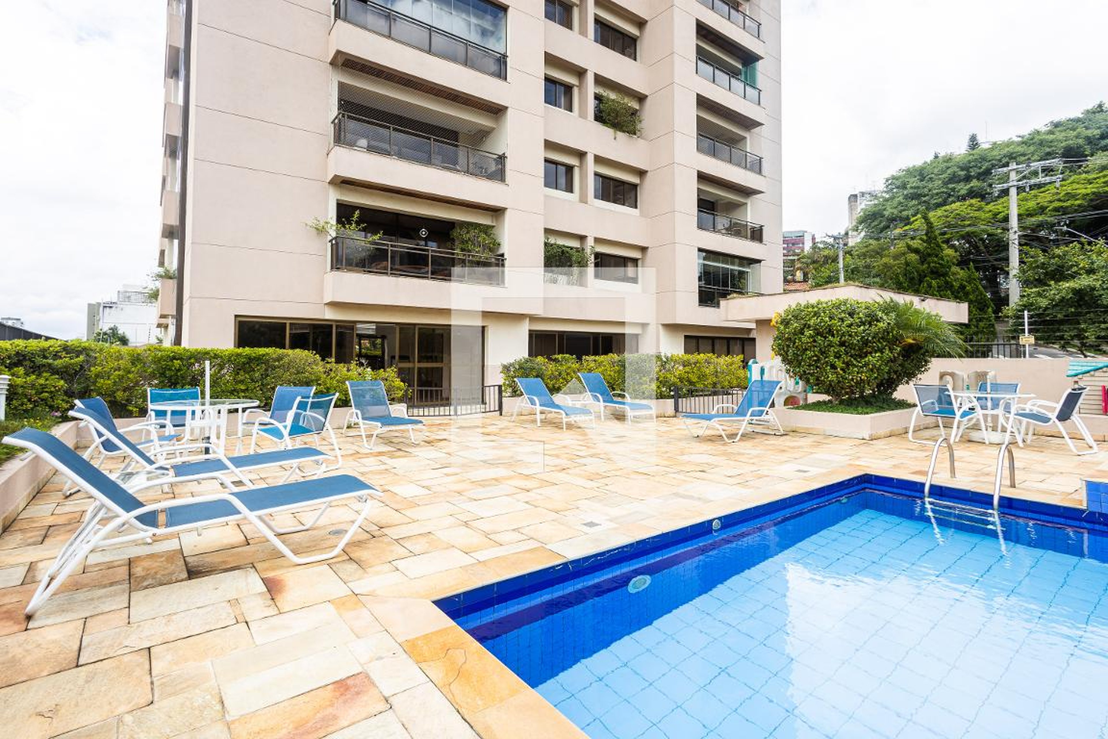 Piscina - Flamboyant