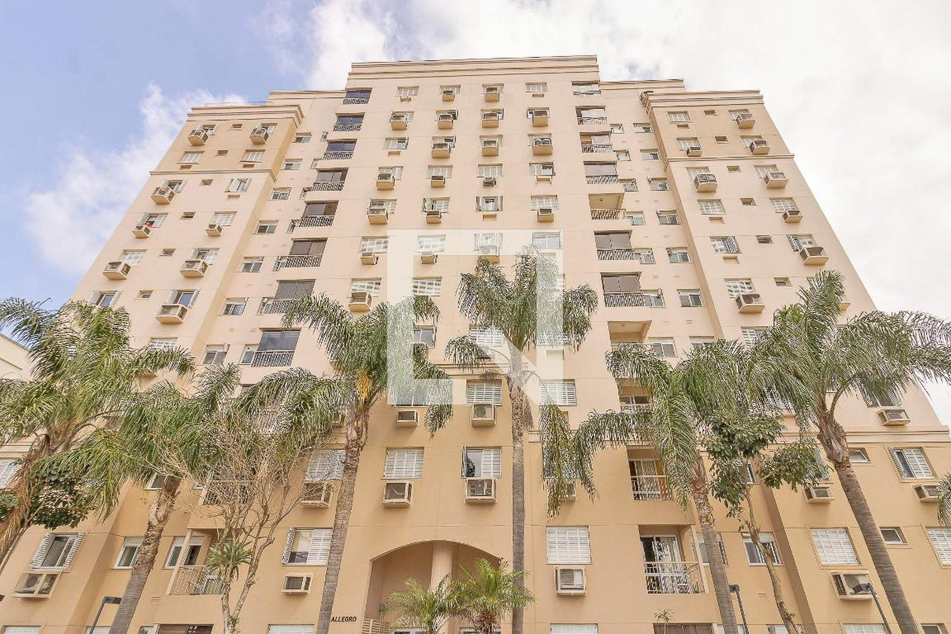 Fachada do Prédio Condomínio Piazza Felicitá