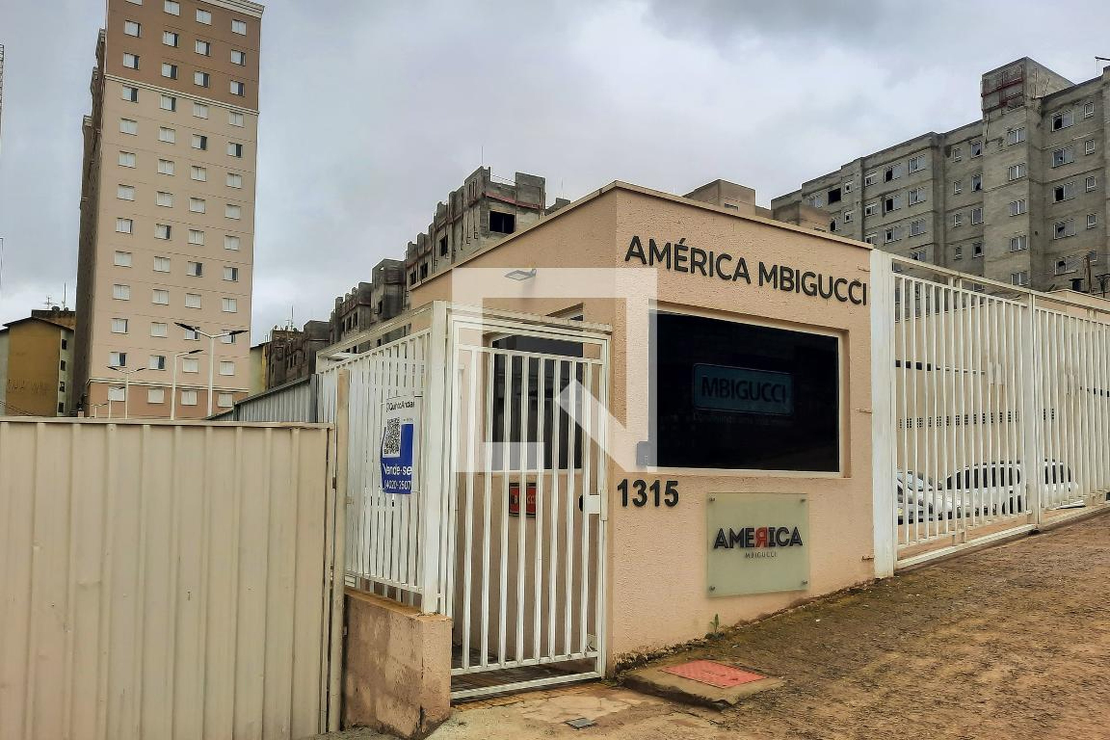 Fachada Condomínio em Estrada Particular Eiji Kikuti, 1312