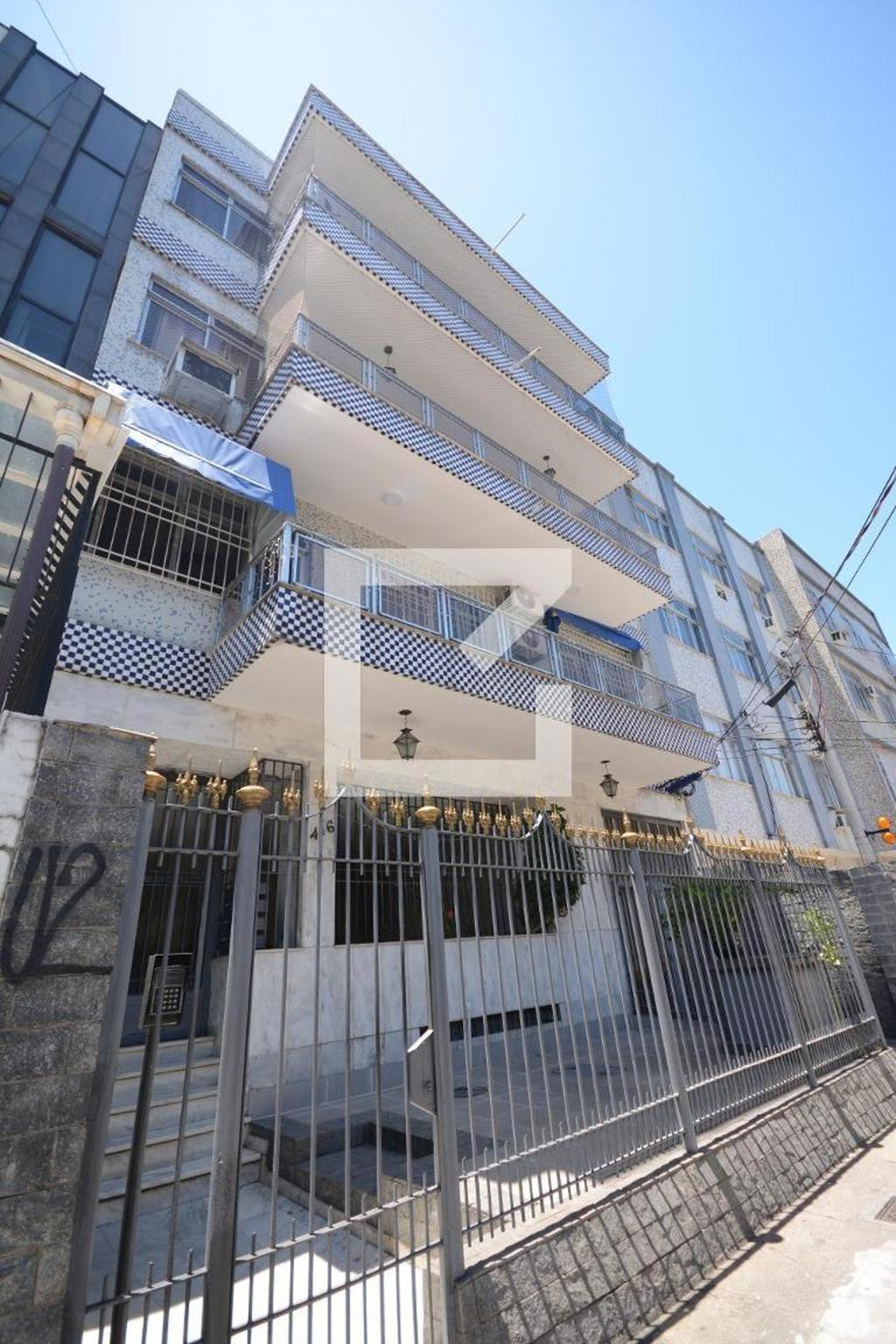 Fachada Condomínio em Travessa da Brandura, 416