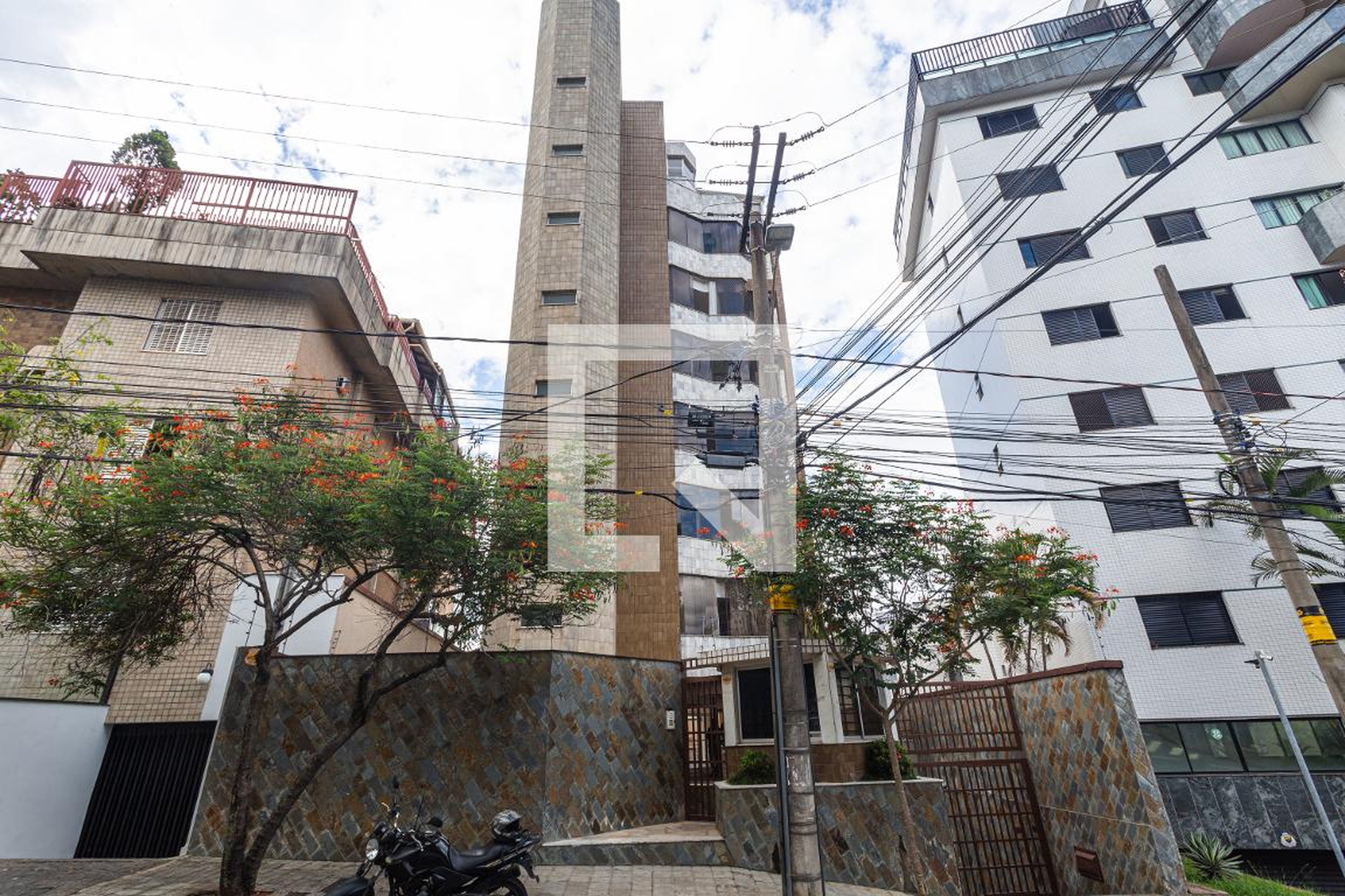 Fachada Edifício Mont Parnasse