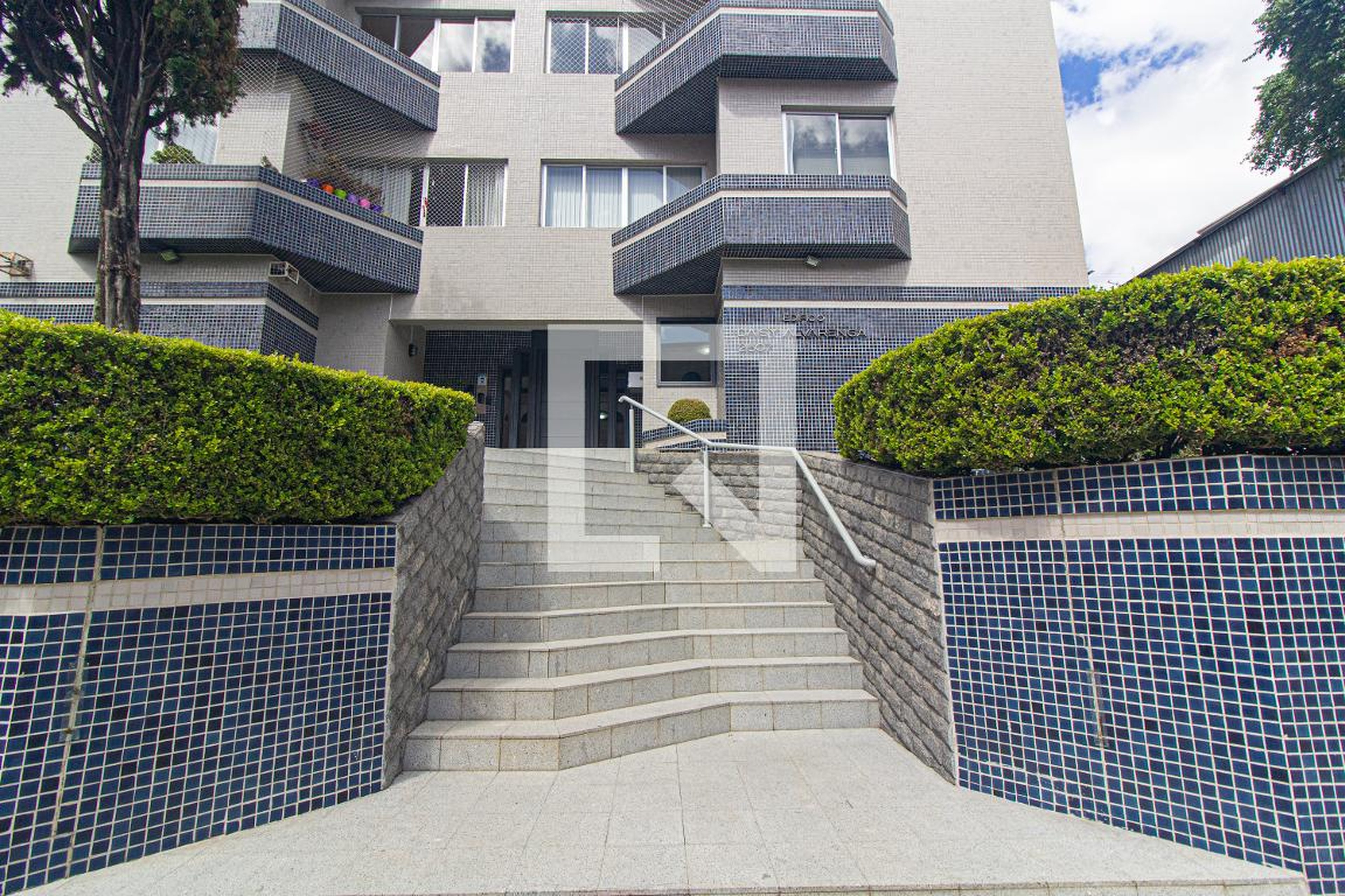 Fachada Edifício Daisy Alvarenga