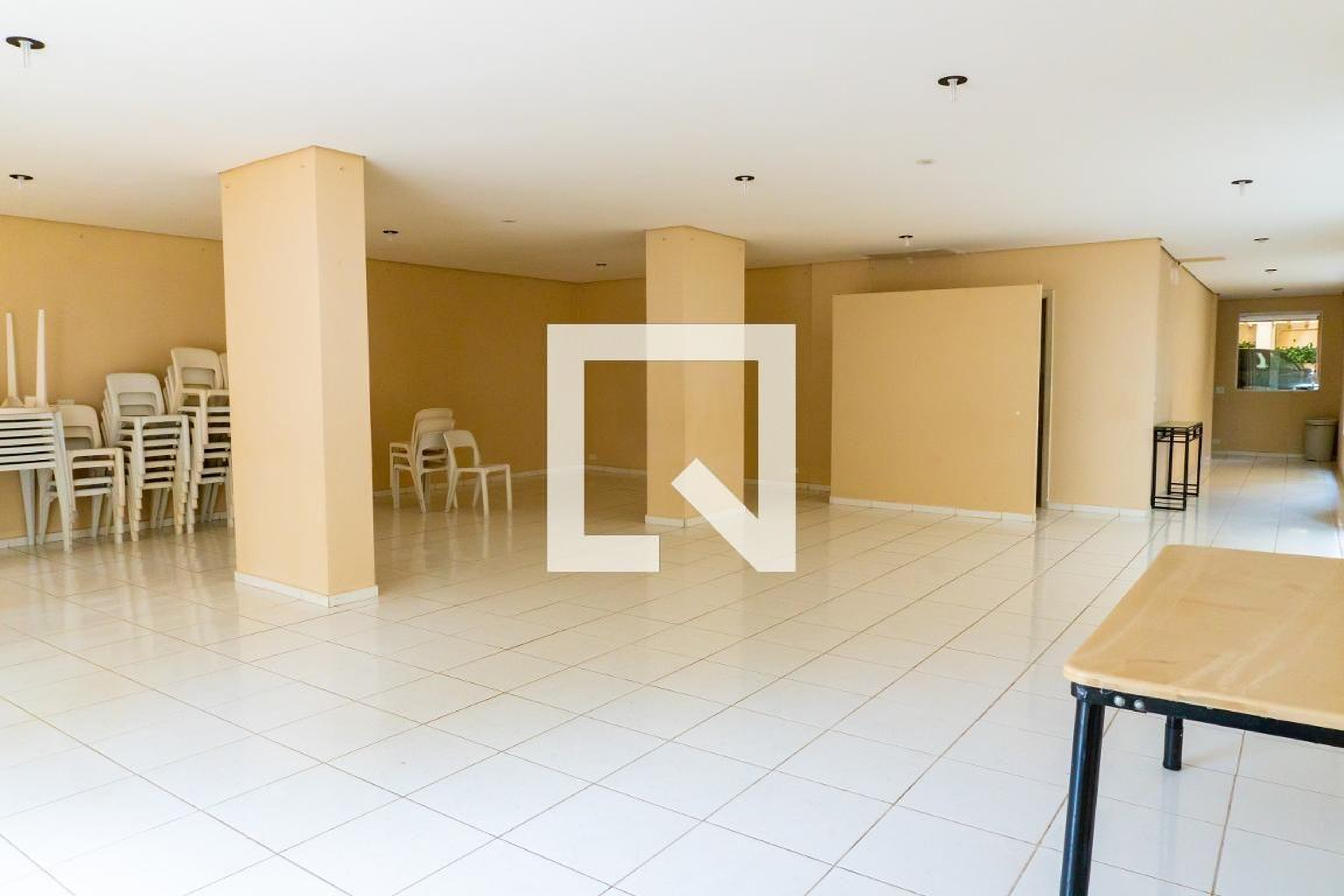 Salão de Festas - Saint Laurent