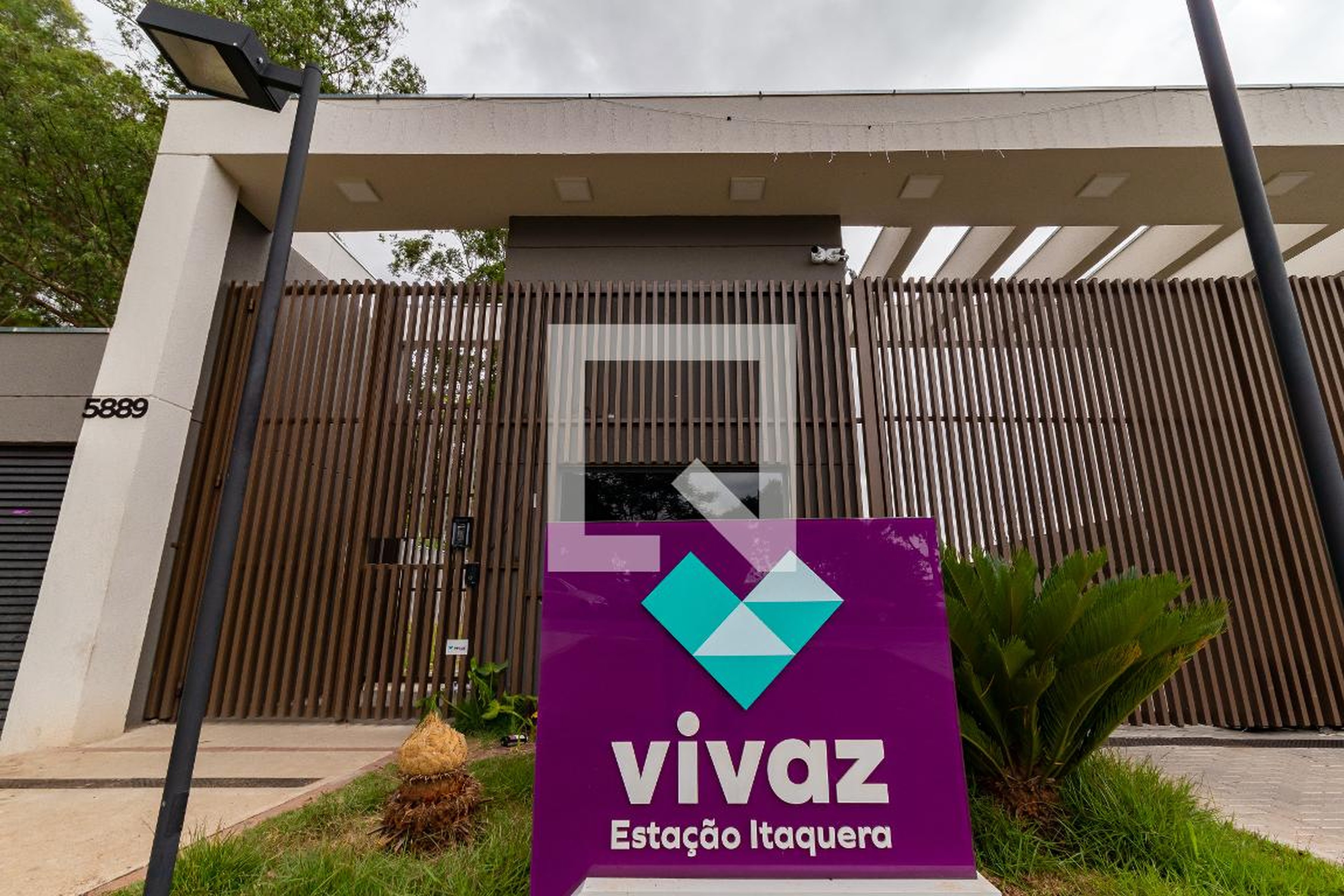 Fachada Condomínio em Avenida Itaquera, 6889