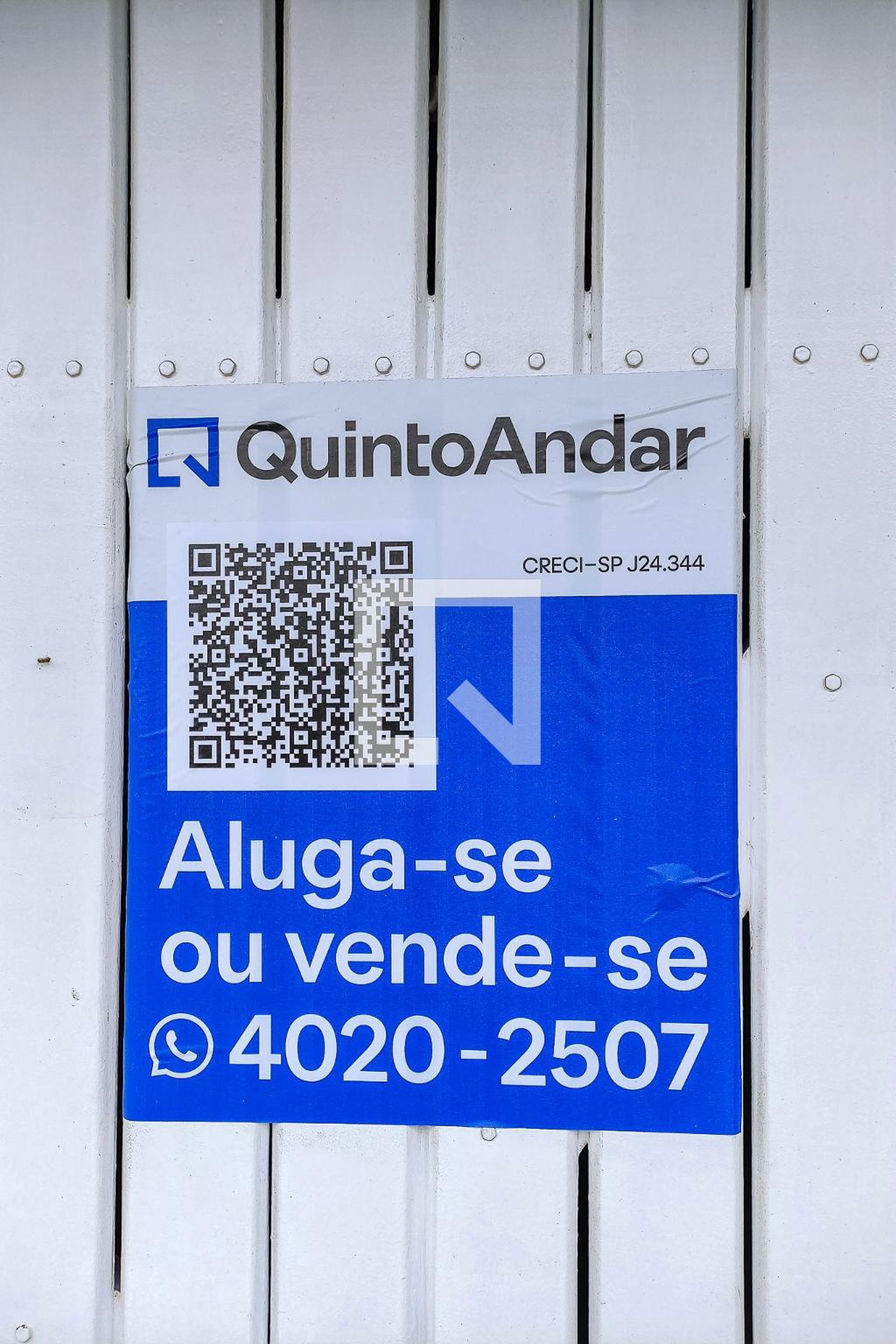 Fachada Condomínio em Rua Preciosa, 321