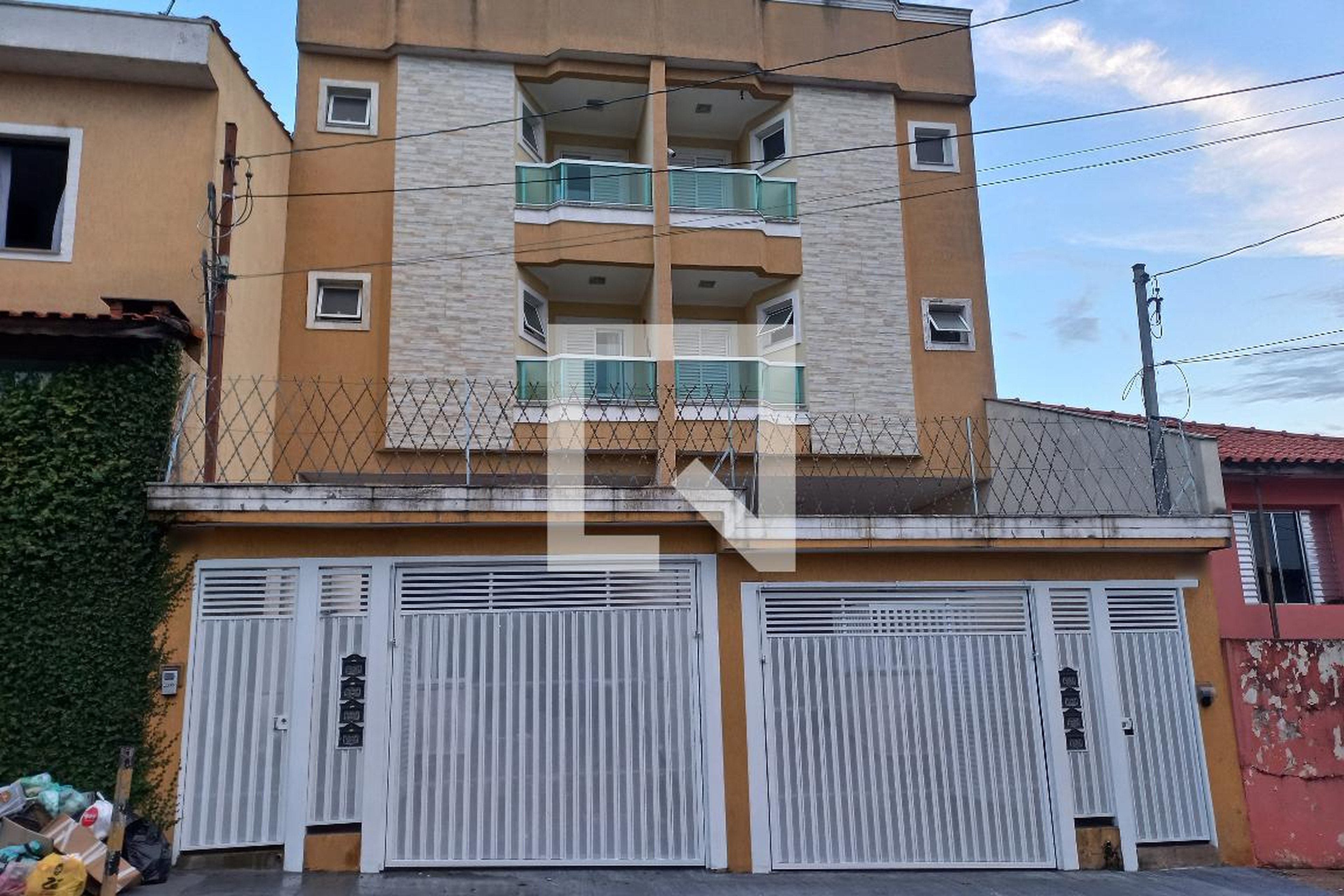 Fachada Condomínio em Avenida Dom Bôsco, 228