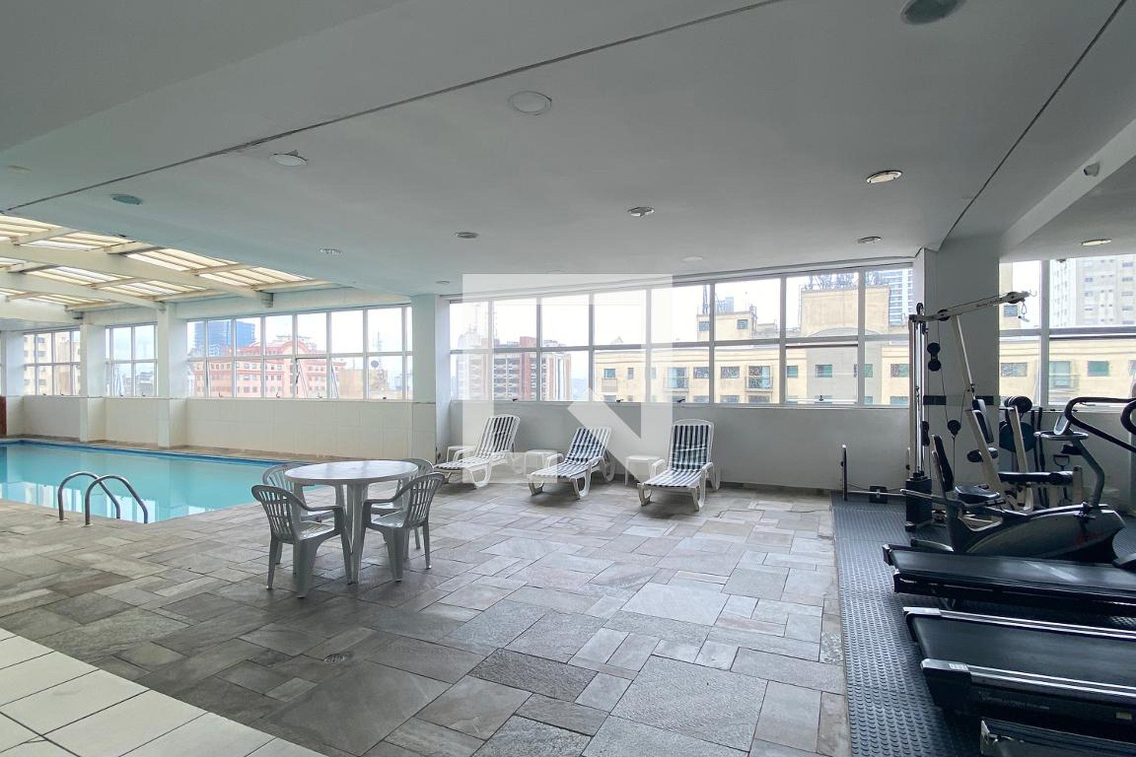 Piscina Coberta - Master